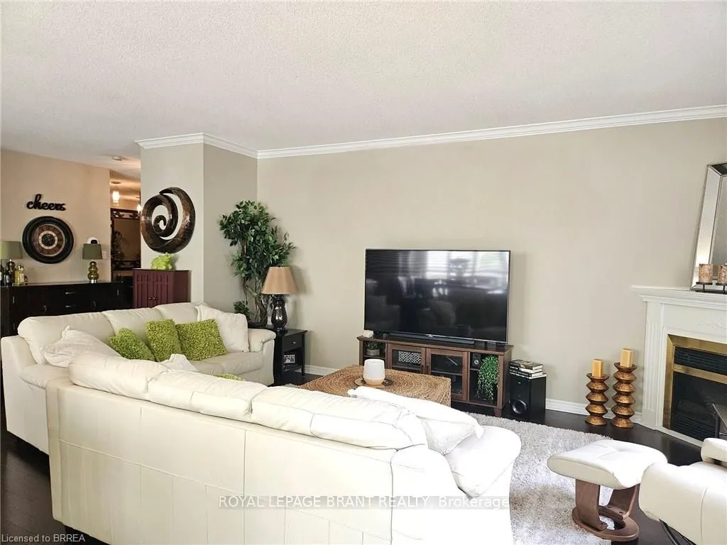 255 Keats Way, #104