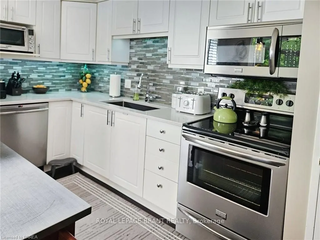 255 Keats Way, #104