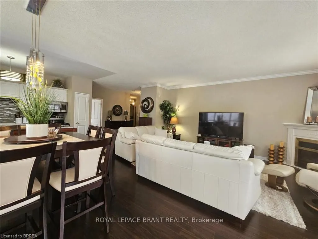 255 Keats Way, #104