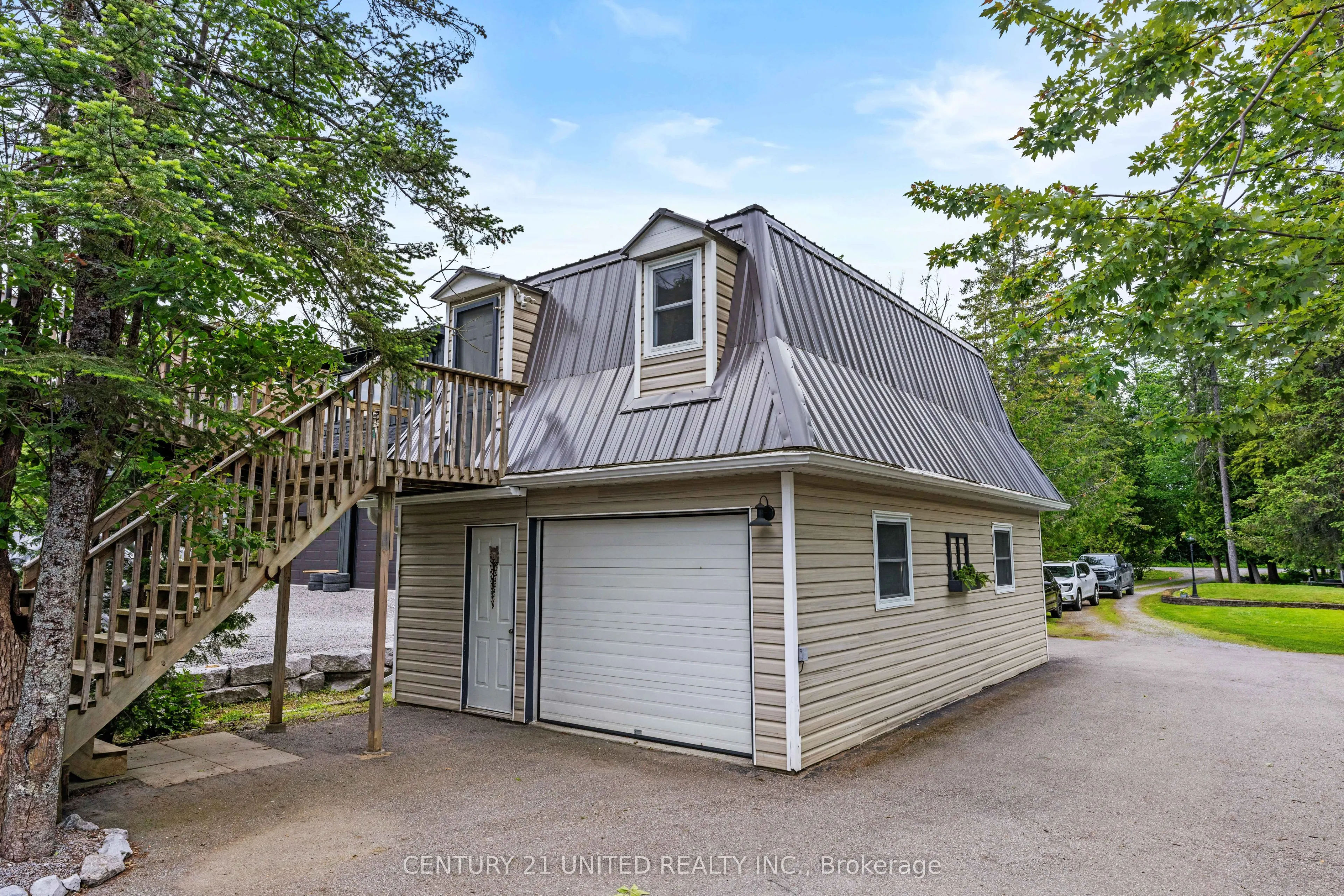586 Birch Point Road