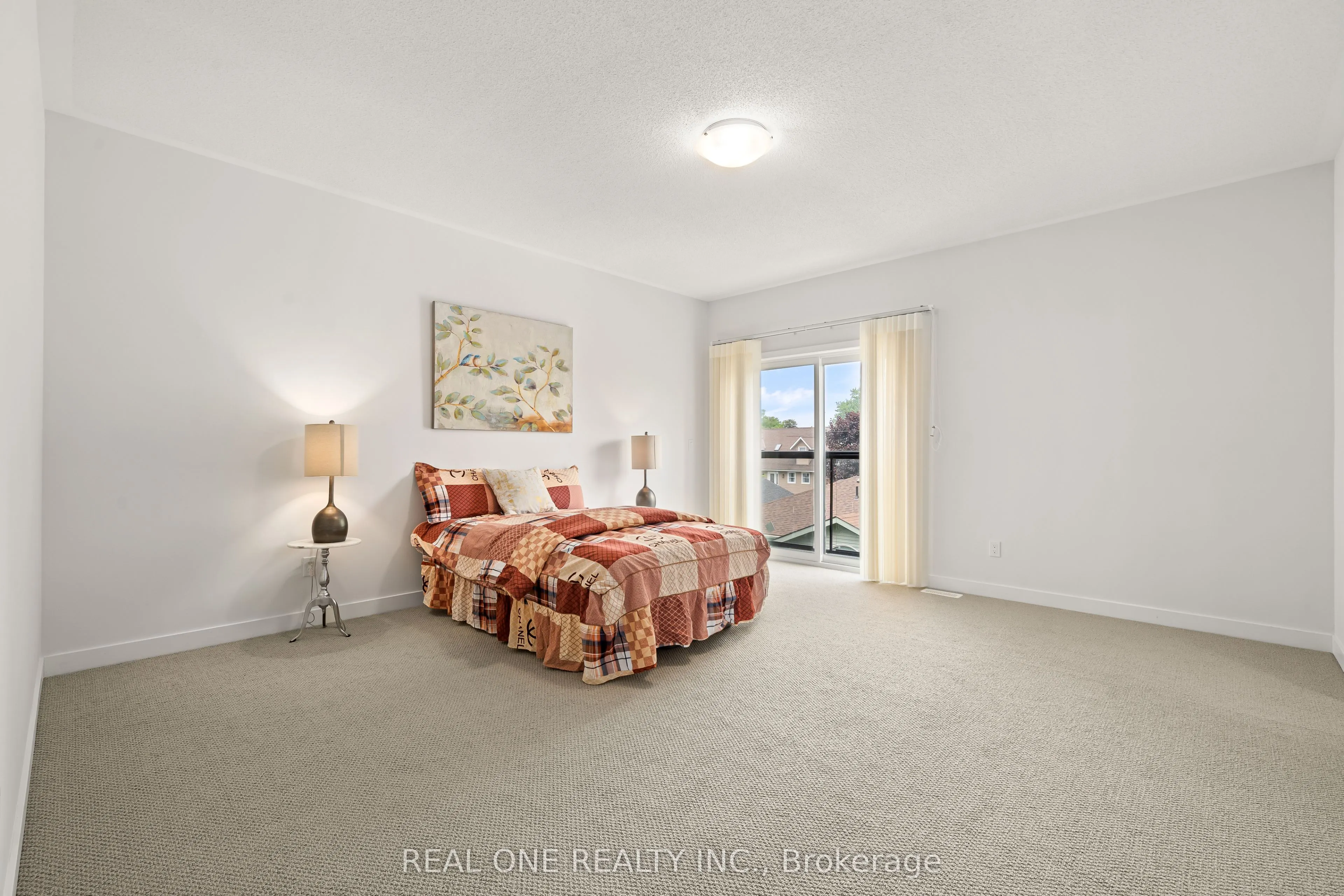 14 Twelve Trees Court