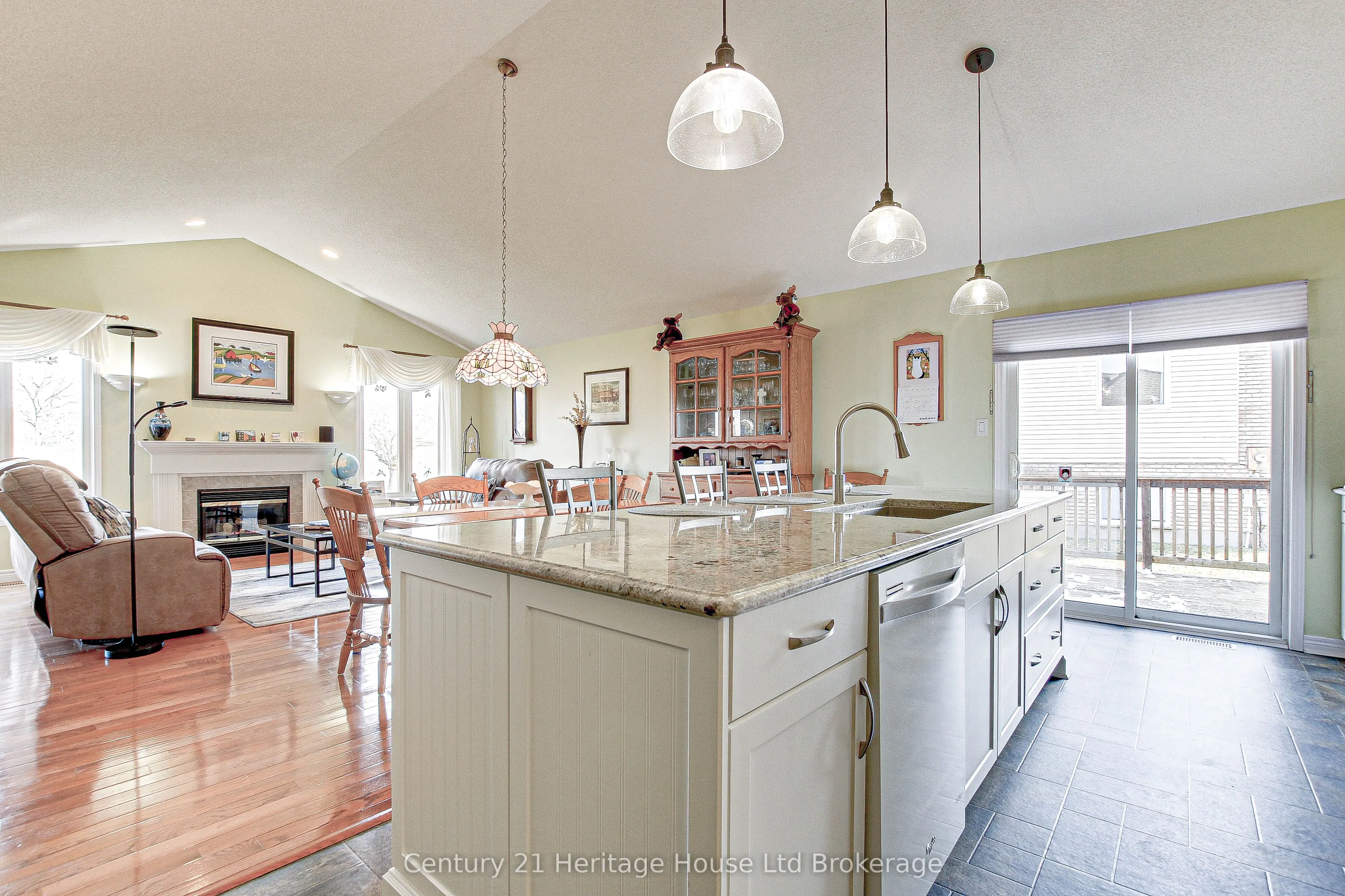 87 Donker Drive, #24