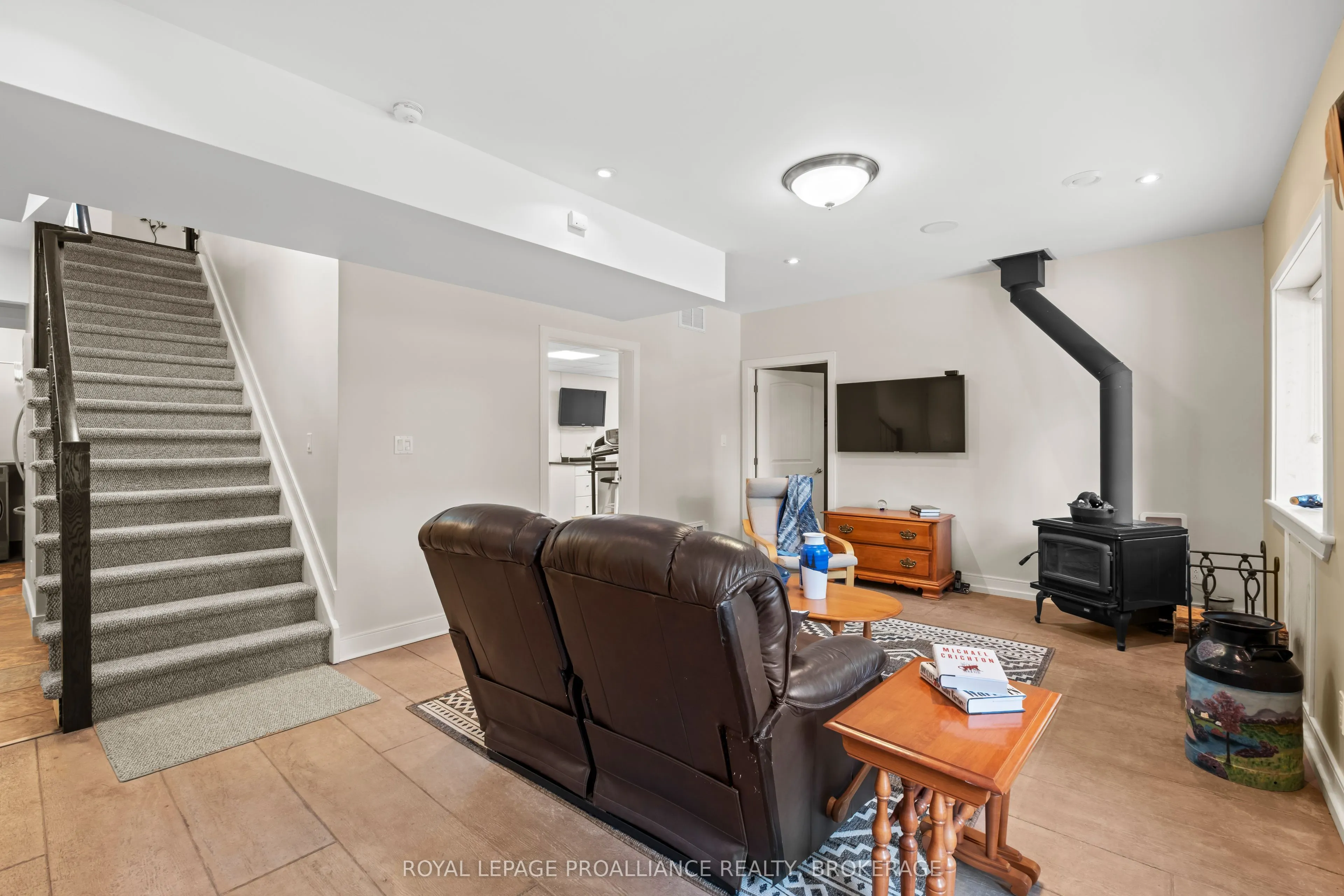 3670B Westport Road