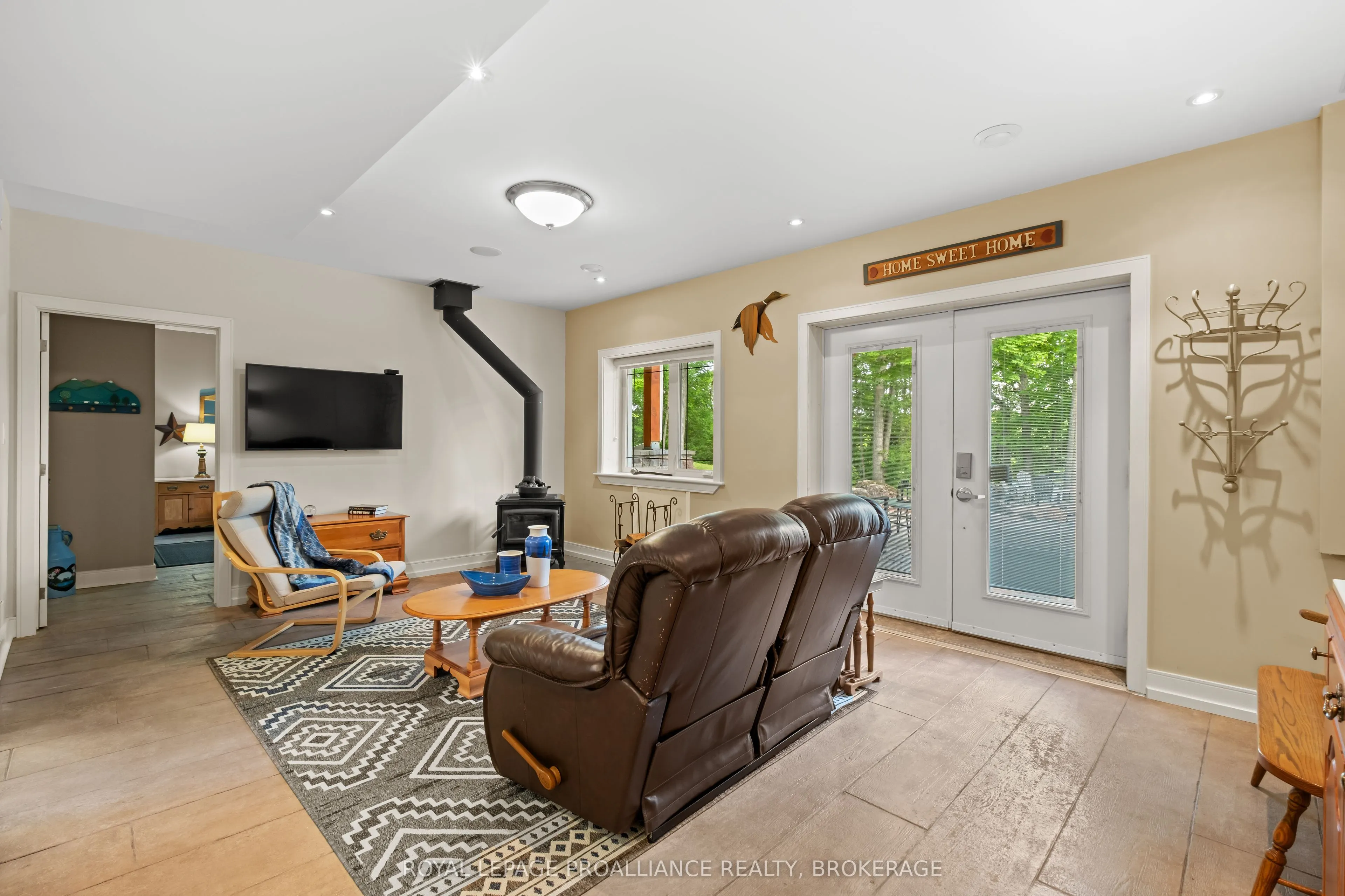 3670B Westport Road