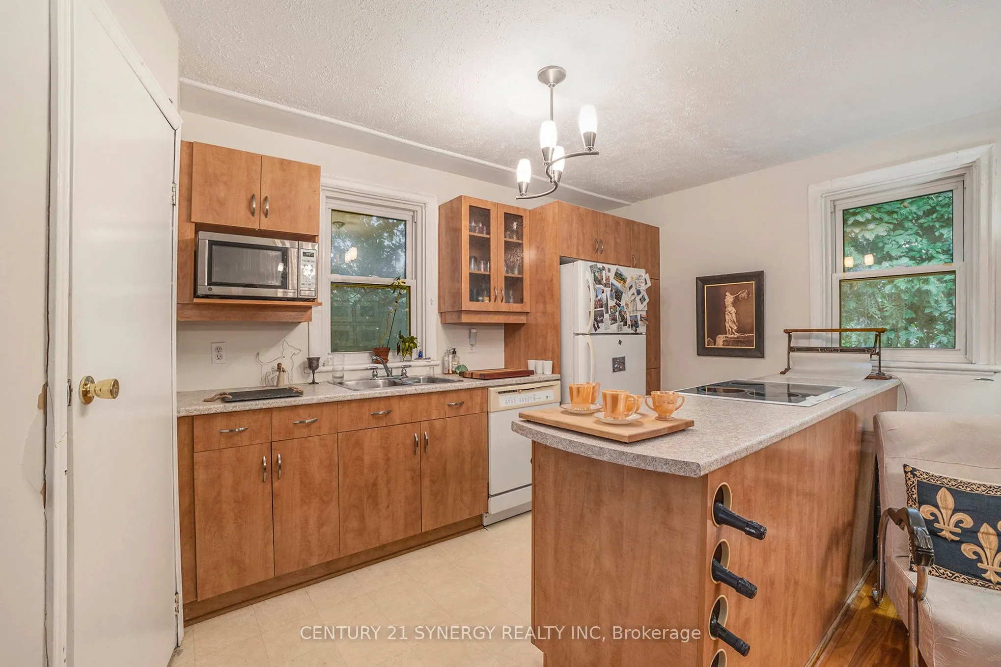 327 Richelieu Avenue