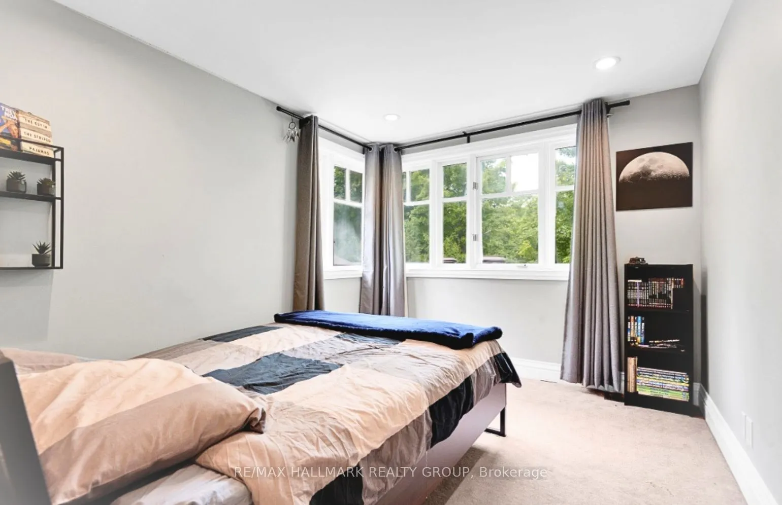 23 DAVIDSON Drive