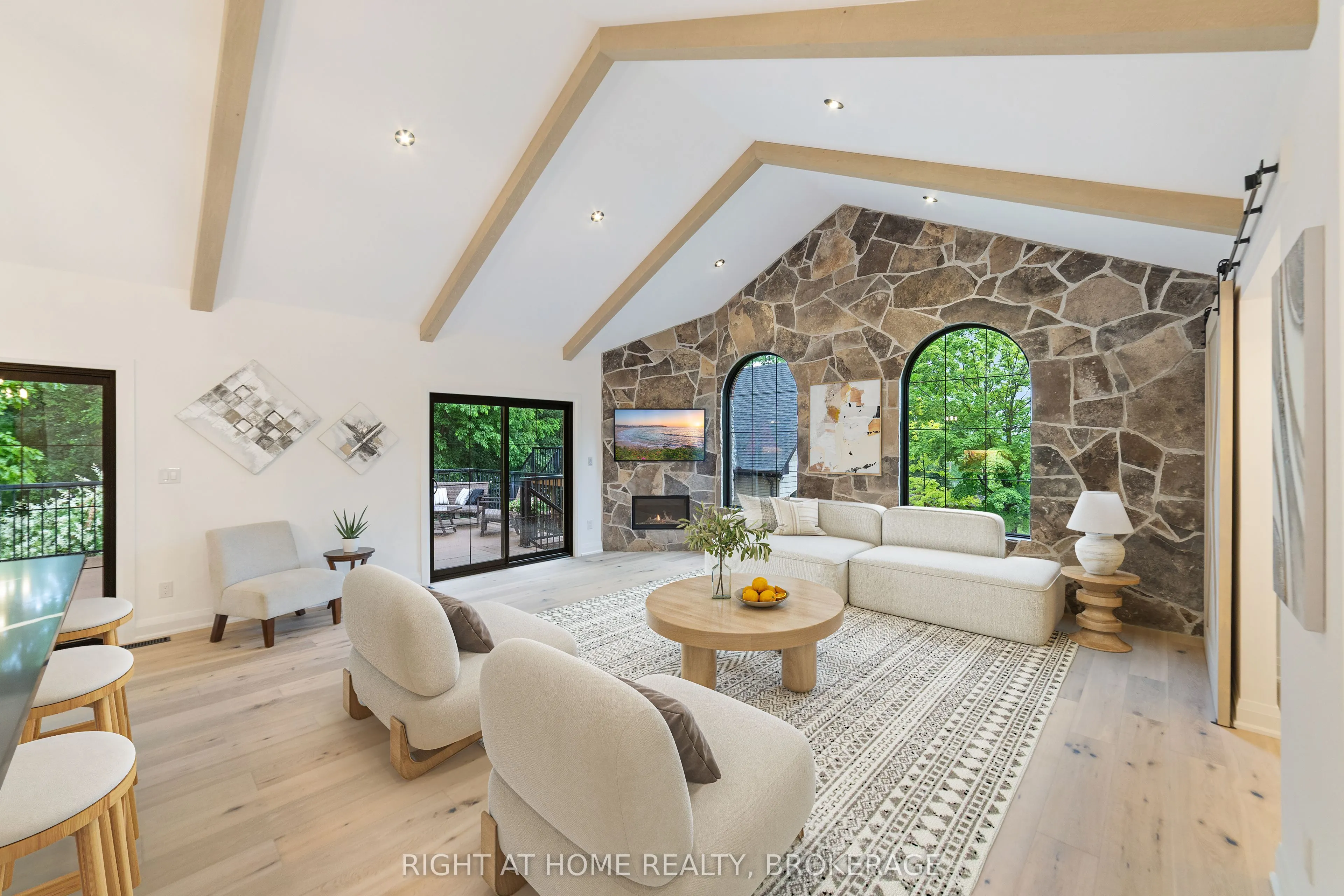 515 Hamilton Drive