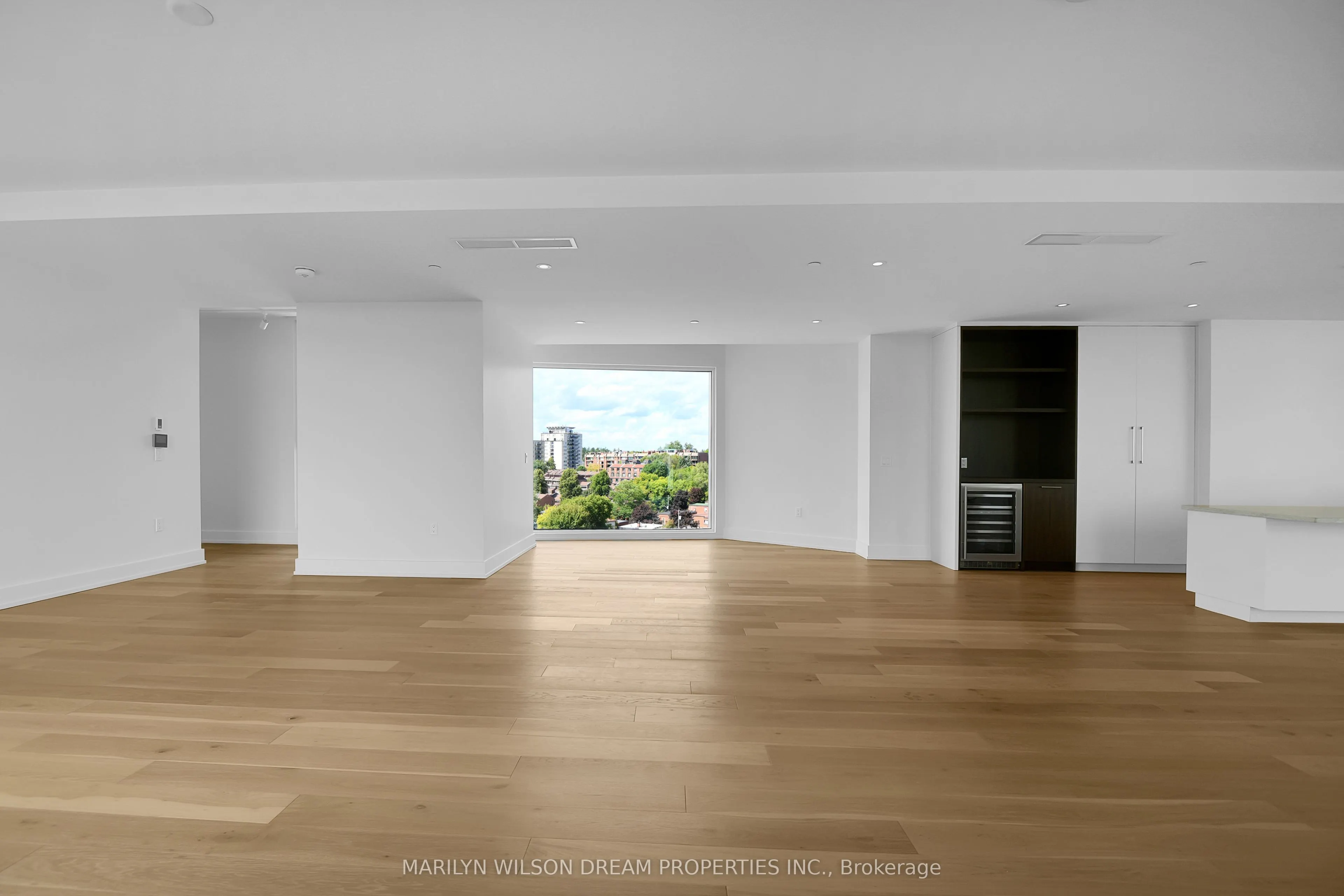 135 Barrette Street, #PH3