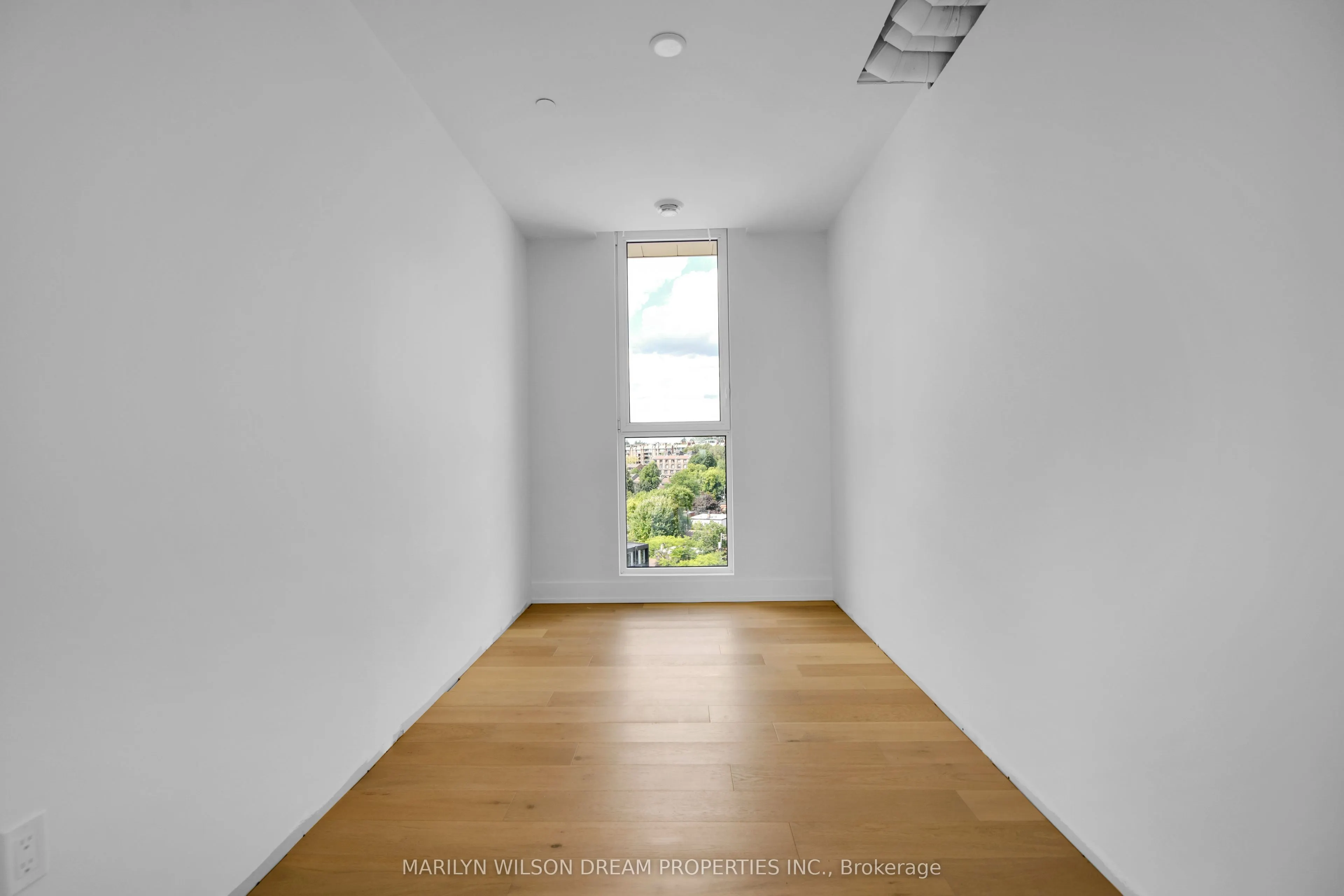 135 Barrette Street, #PH3