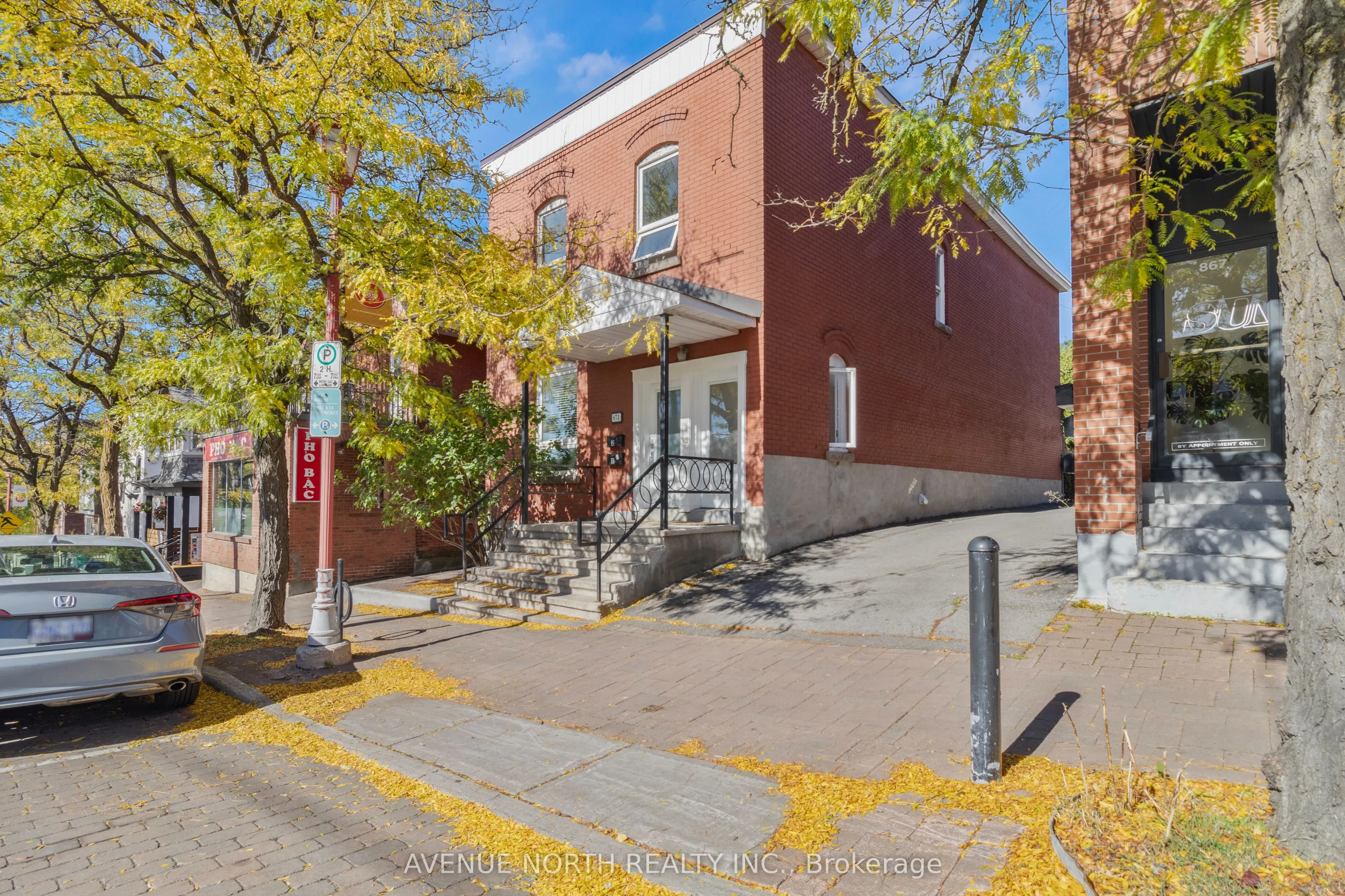 871 Somerset Street W, #1
