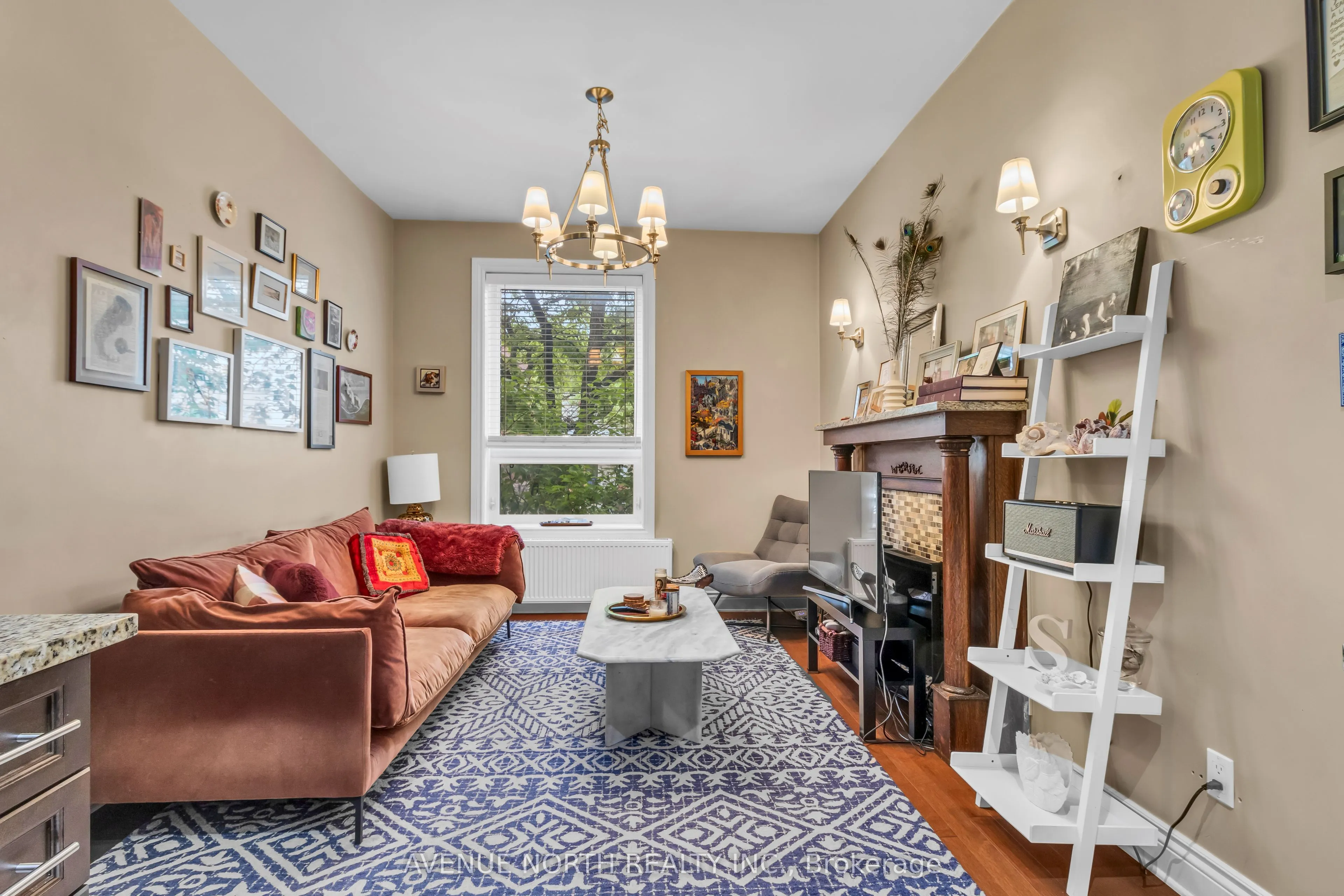 871 Somerset Street W, #1
