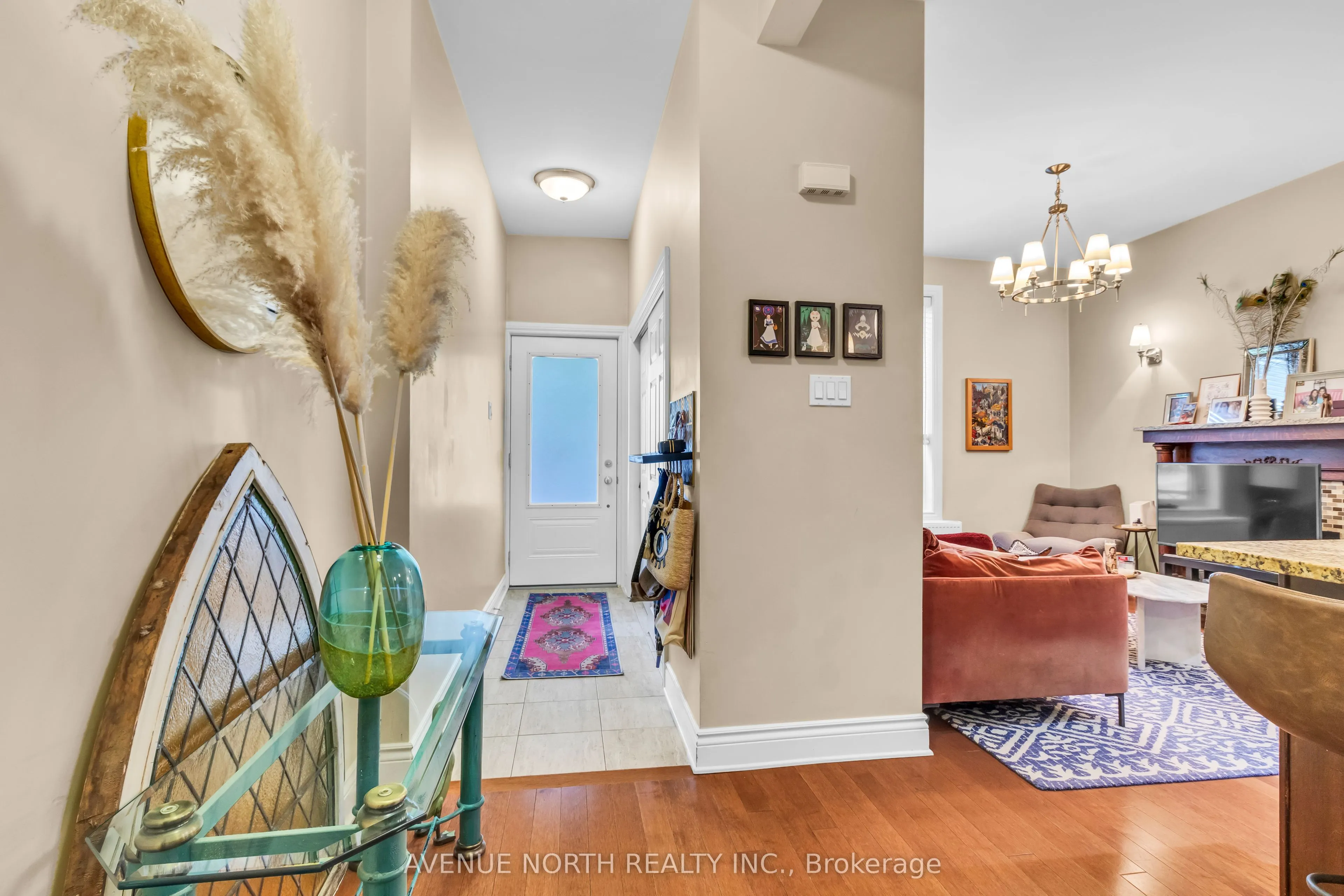 871 Somerset Street W, #1