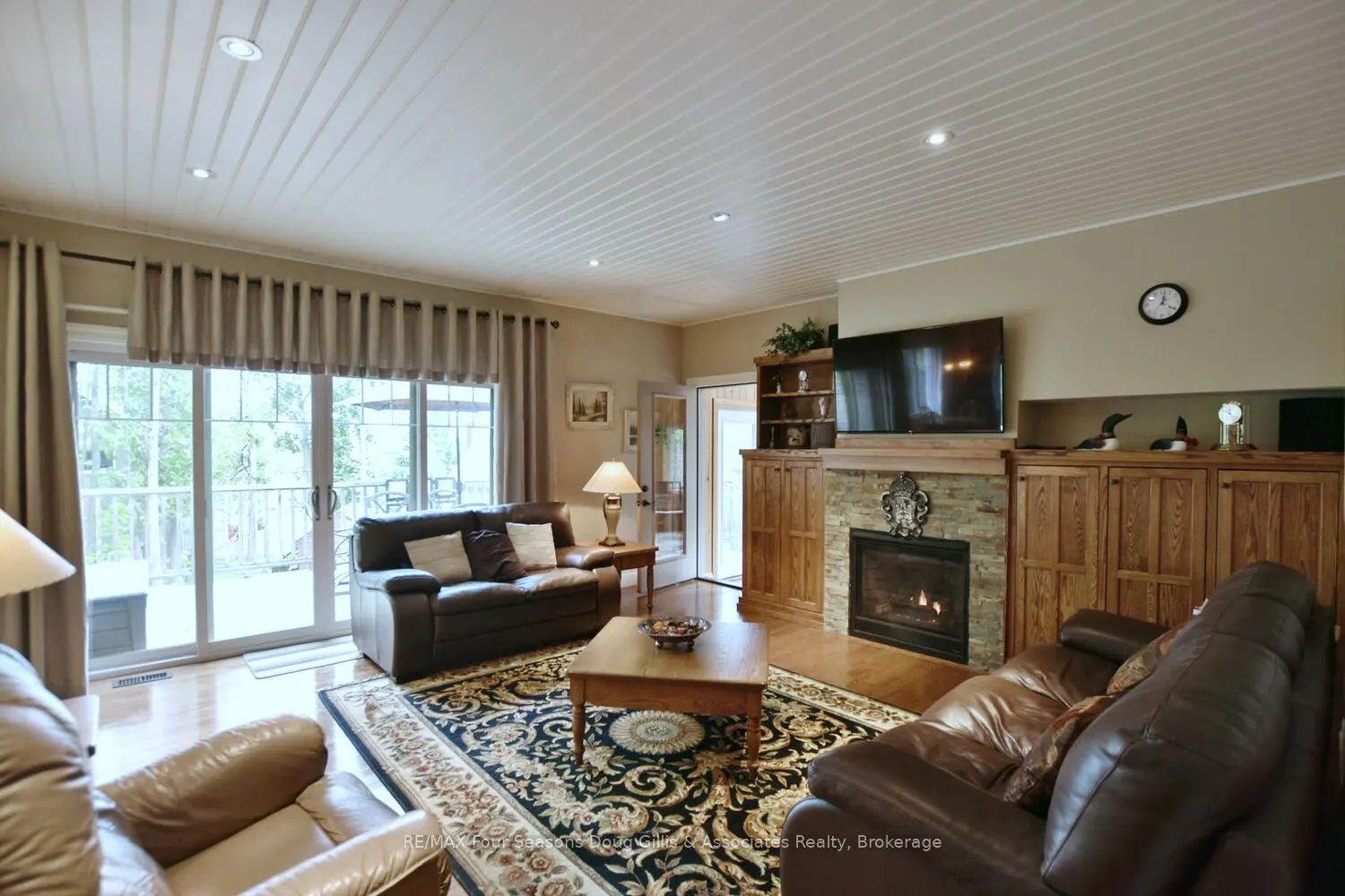 135 Algonquin Drive