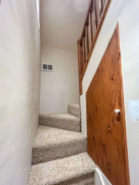 534 17th Street W