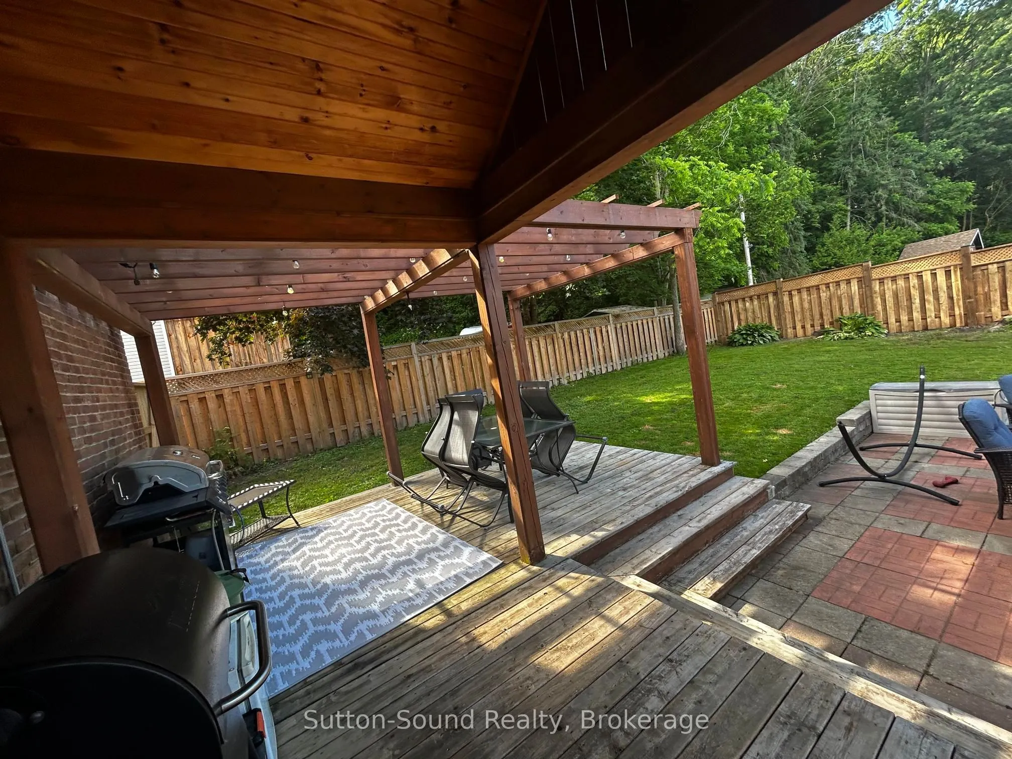 534 17th Street W
