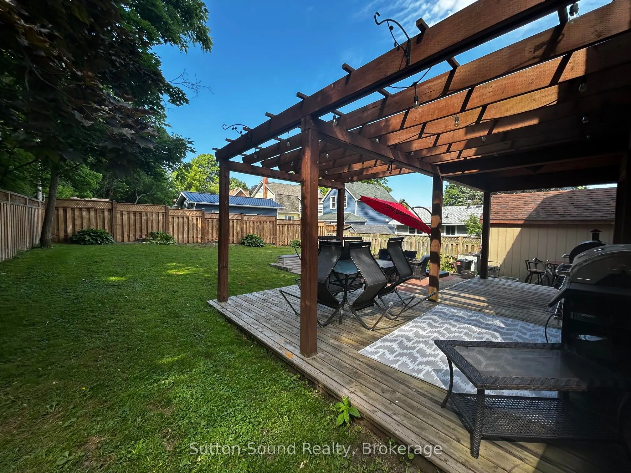534 17th Street W