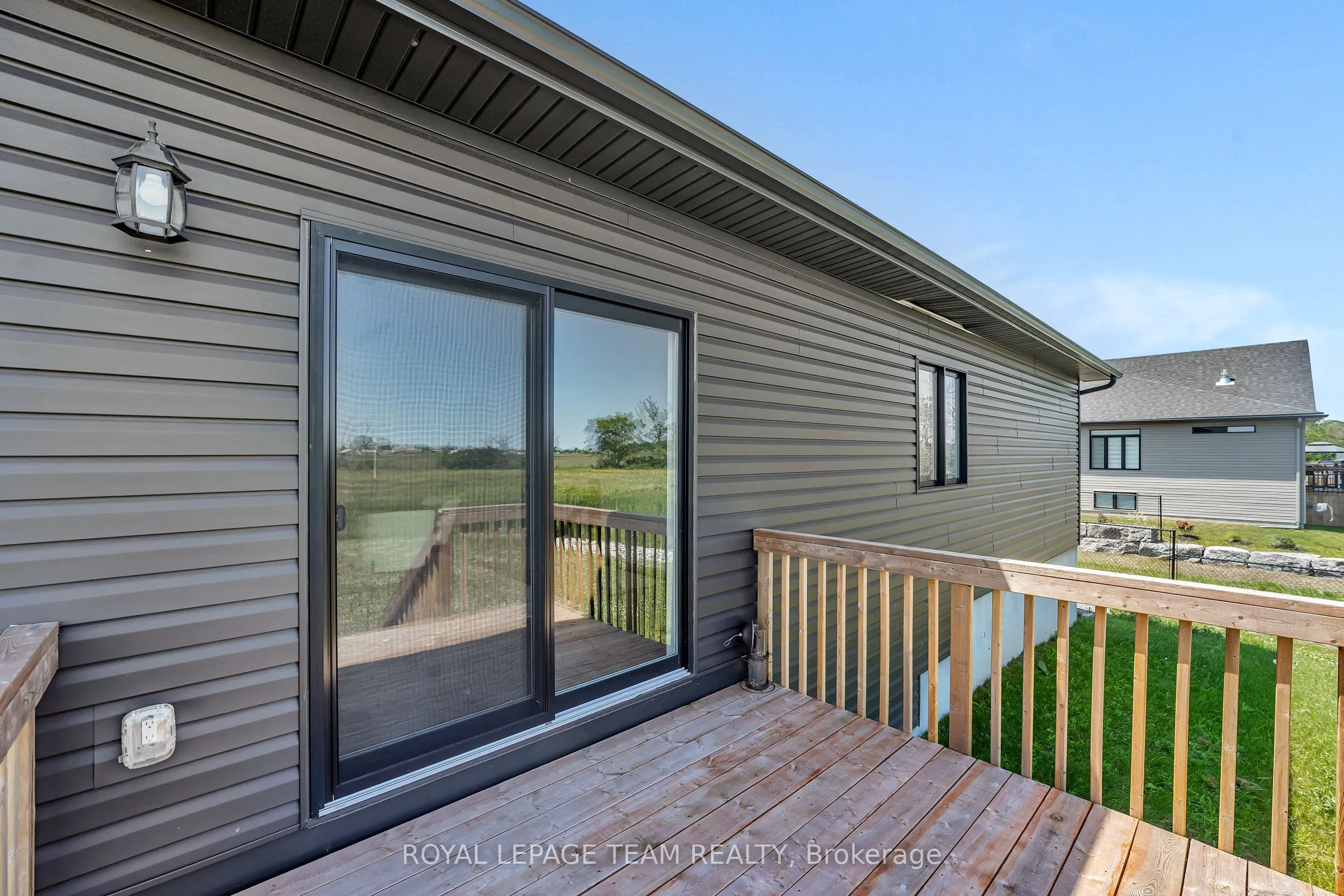 17 Isobel McEwan Street