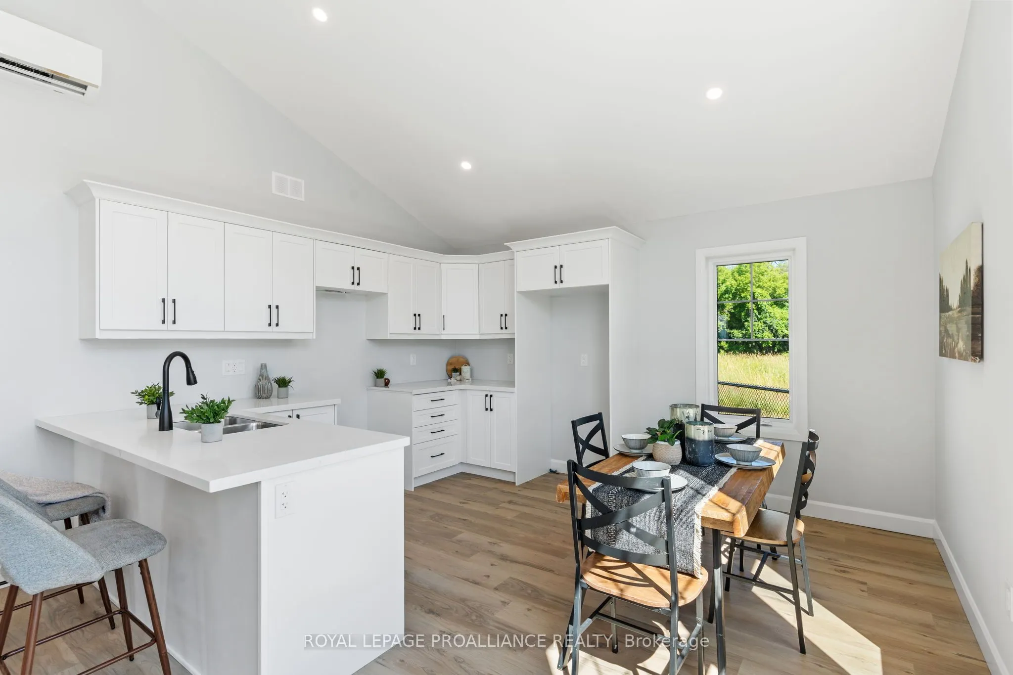 14 Meadowcreek Drive, #304