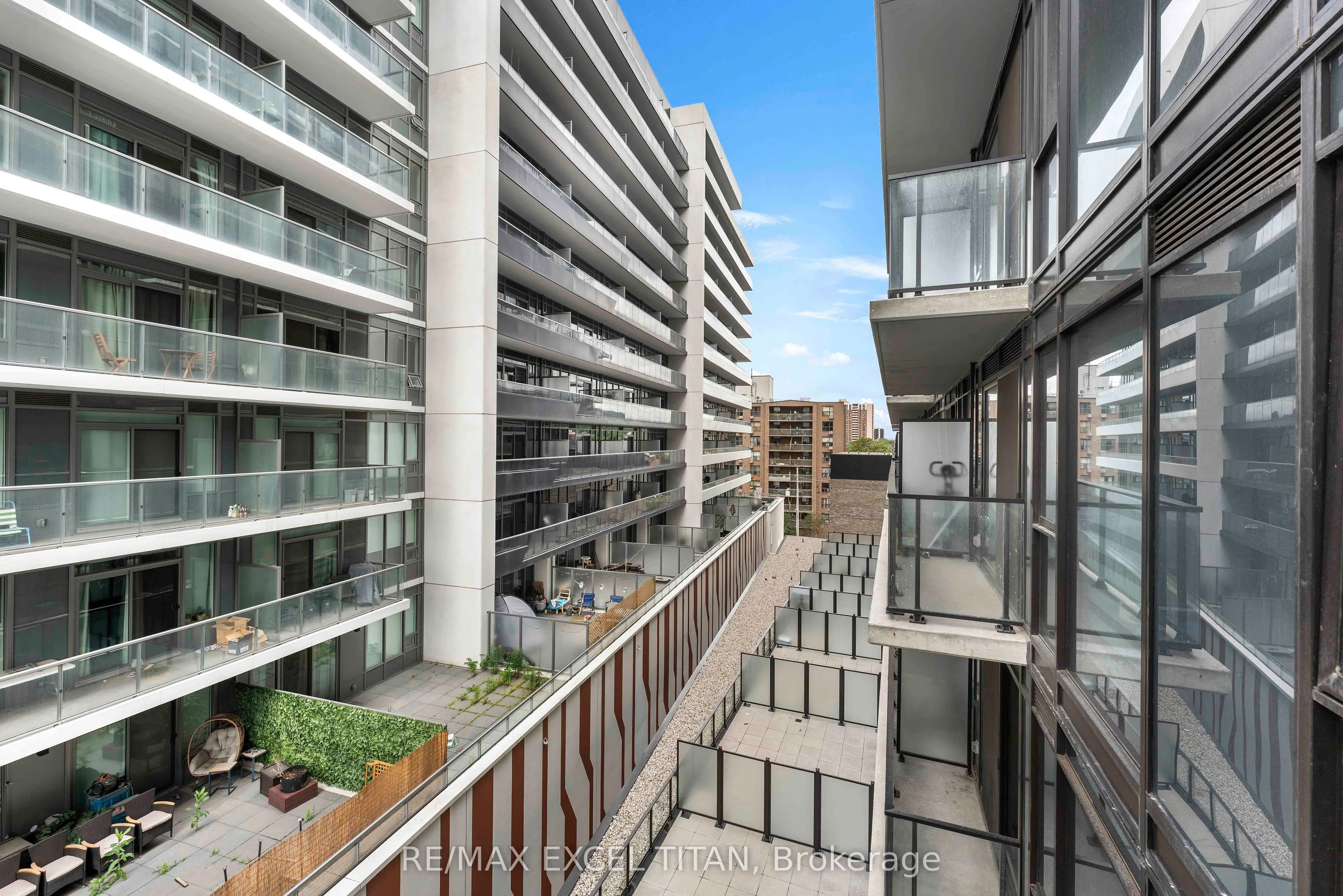 1 Jarvis Street #614