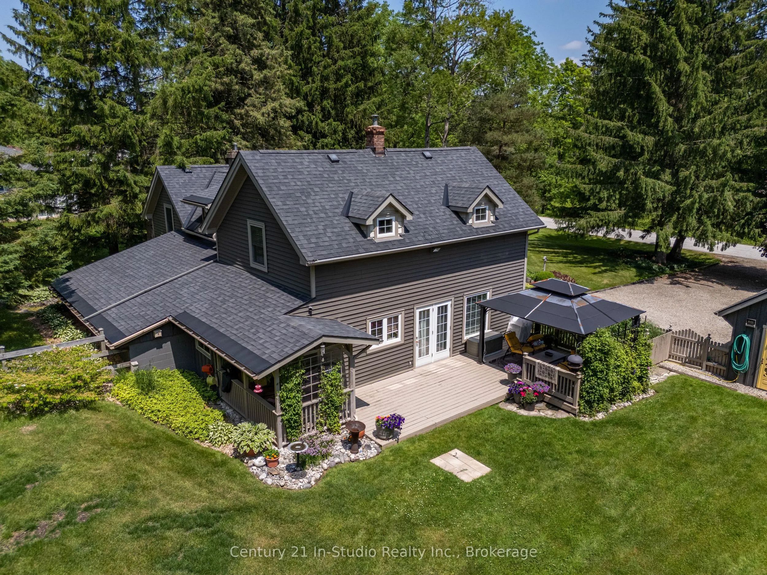 2268 8th Avenue W