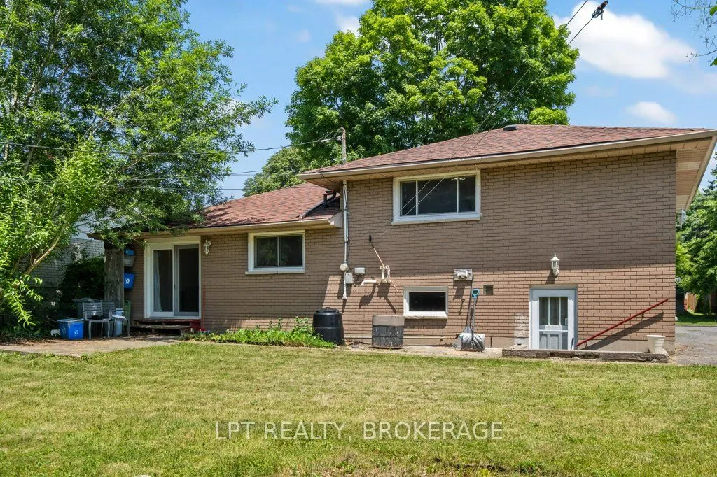 14 Herchmer Crescent