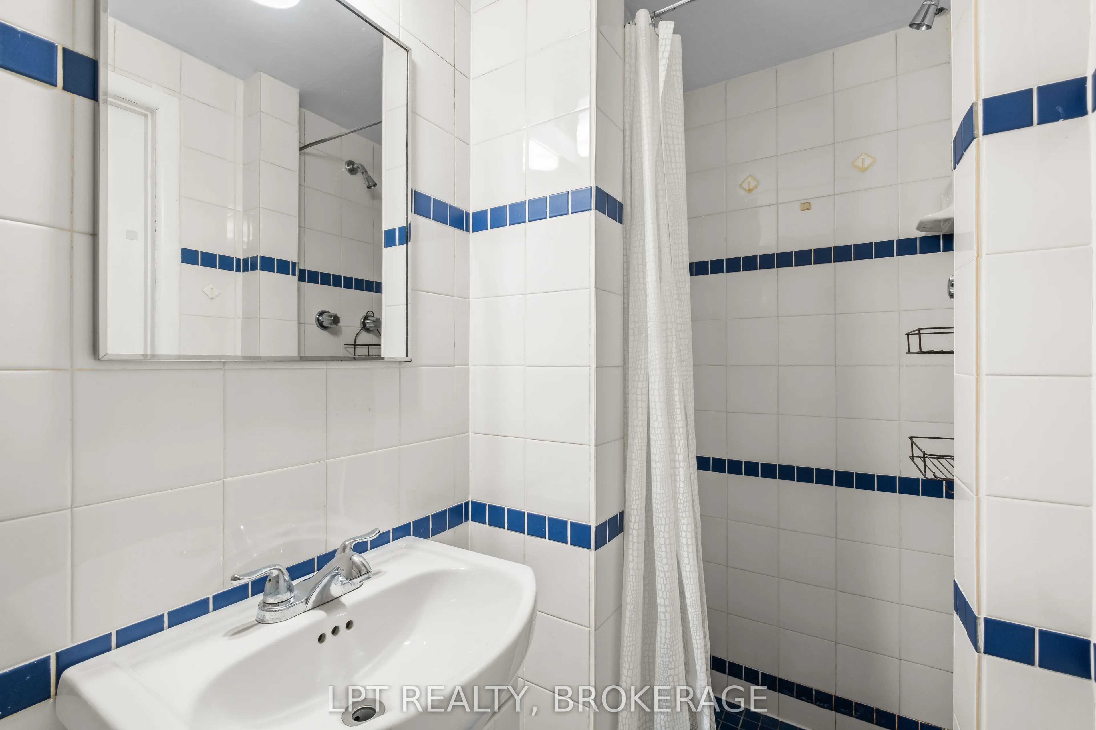 14 Herchmer Crescent