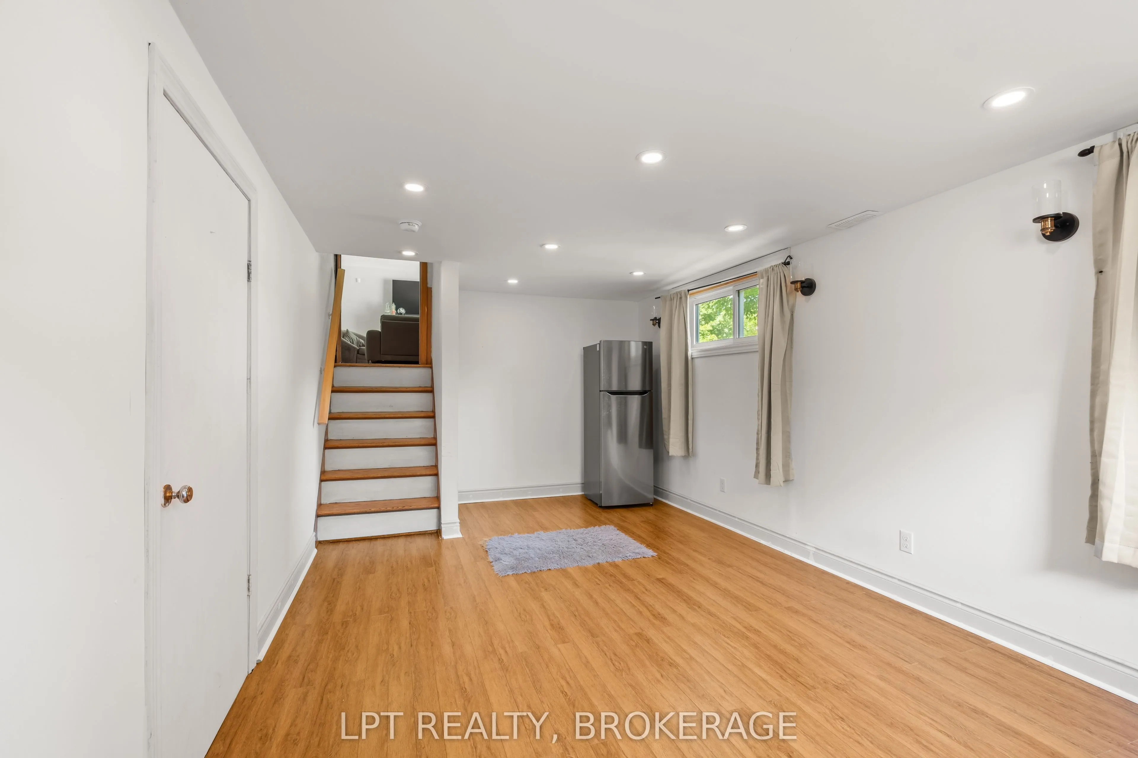 14 Herchmer Crescent