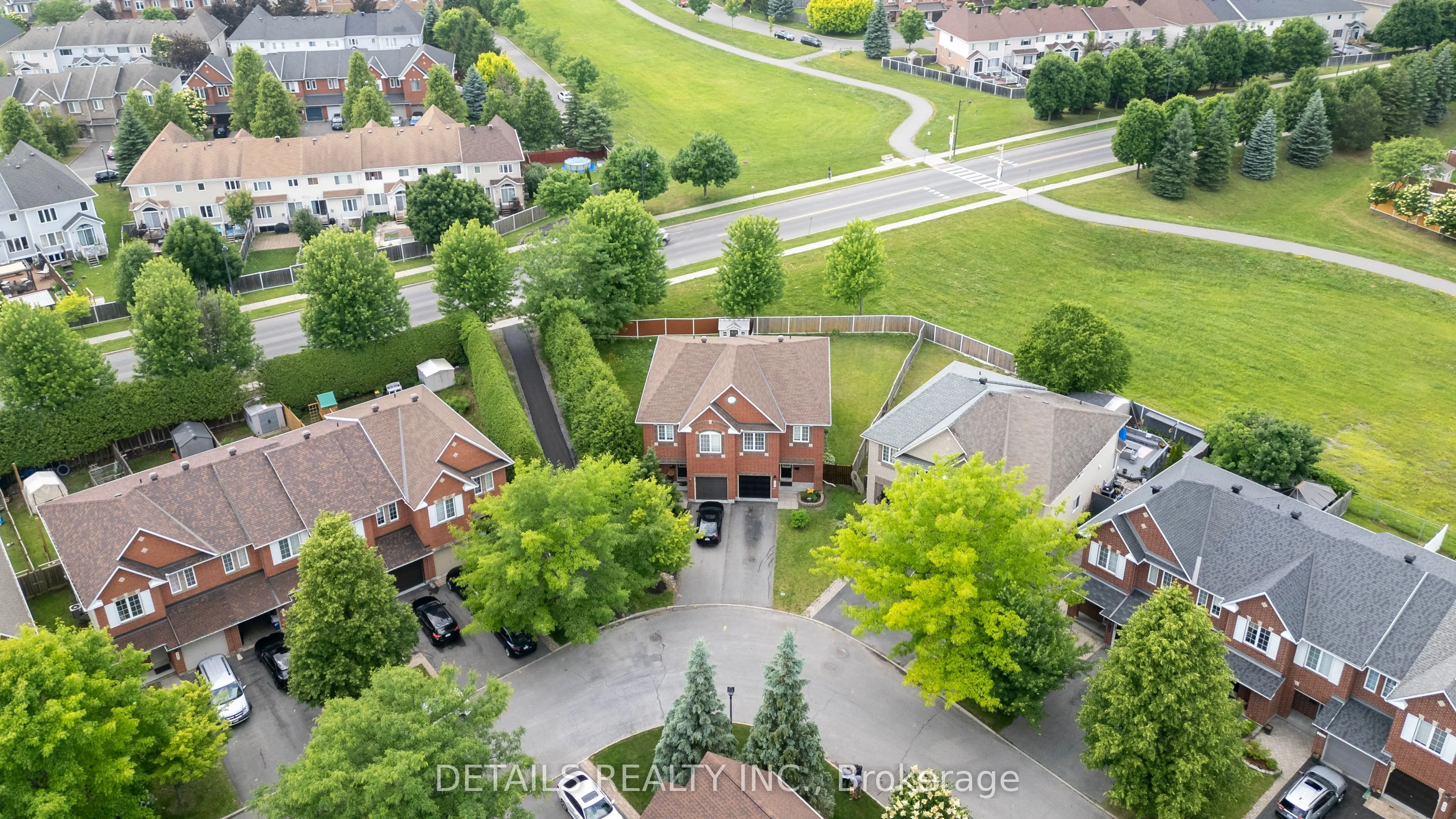 732 Carmella Crescent