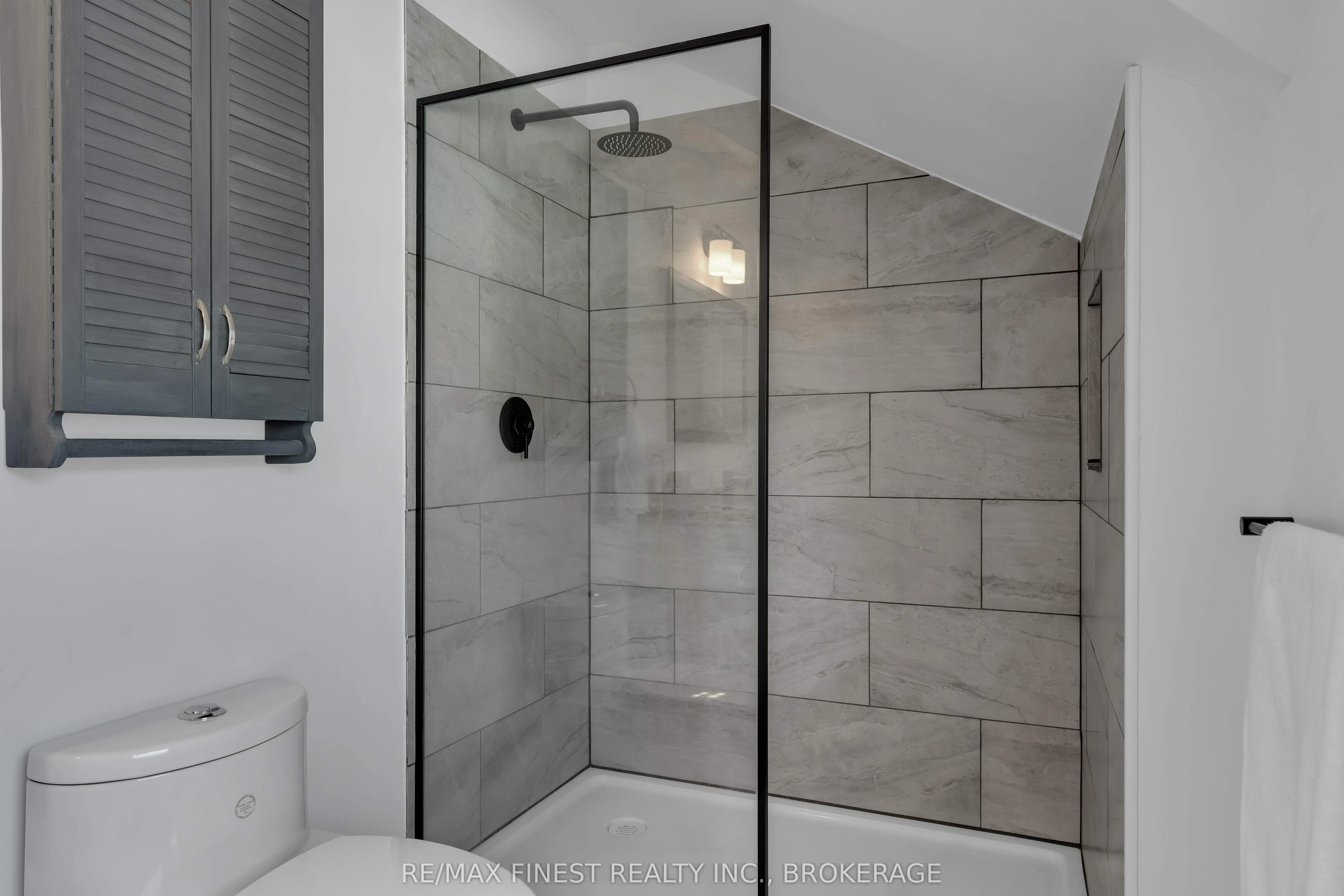 3855 Hideaway Lane