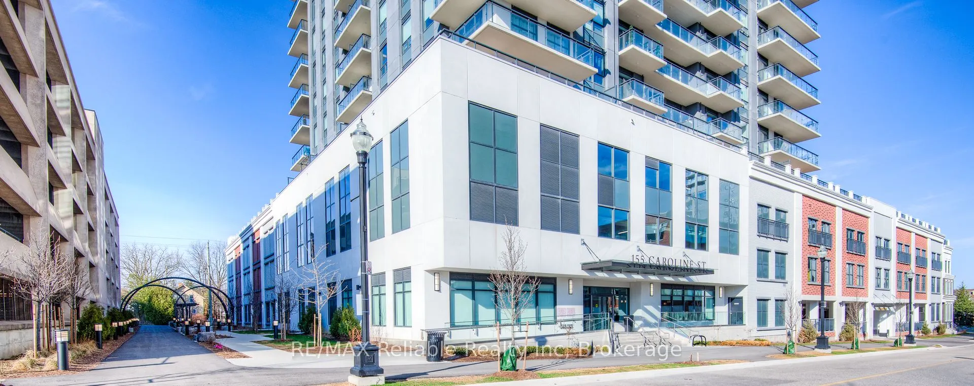 155 Caroline Street S, #1706