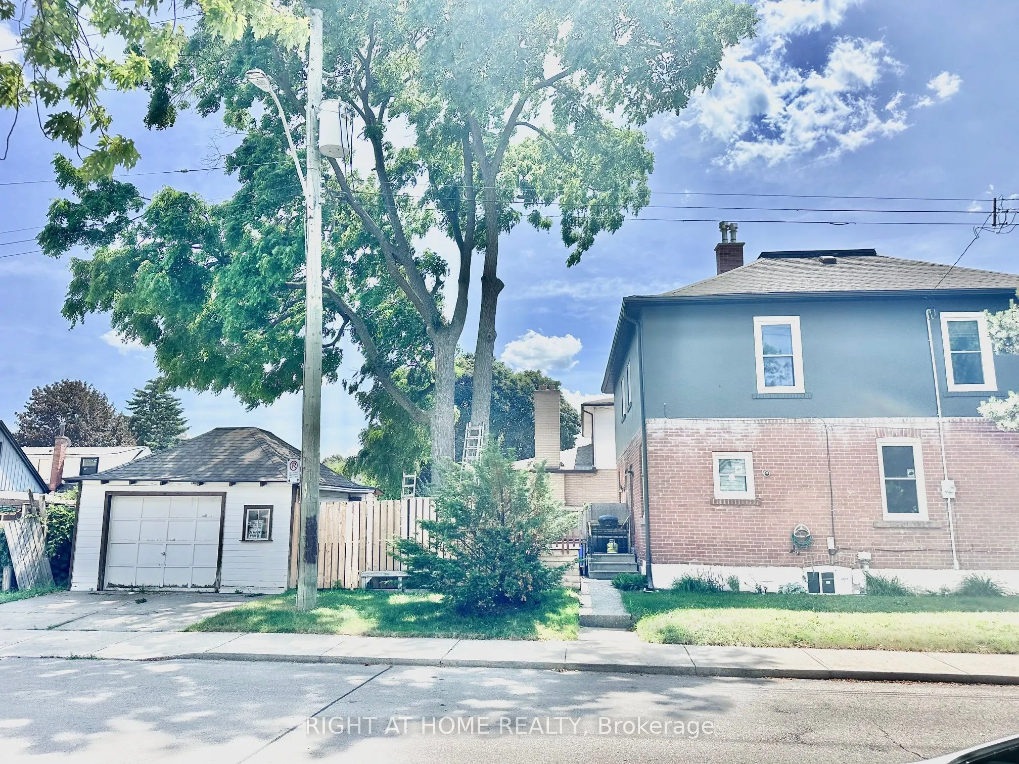 215 Rosewood Road