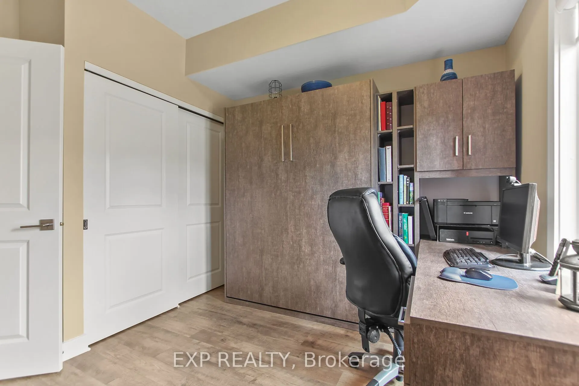 100 Jamieson Street, #103