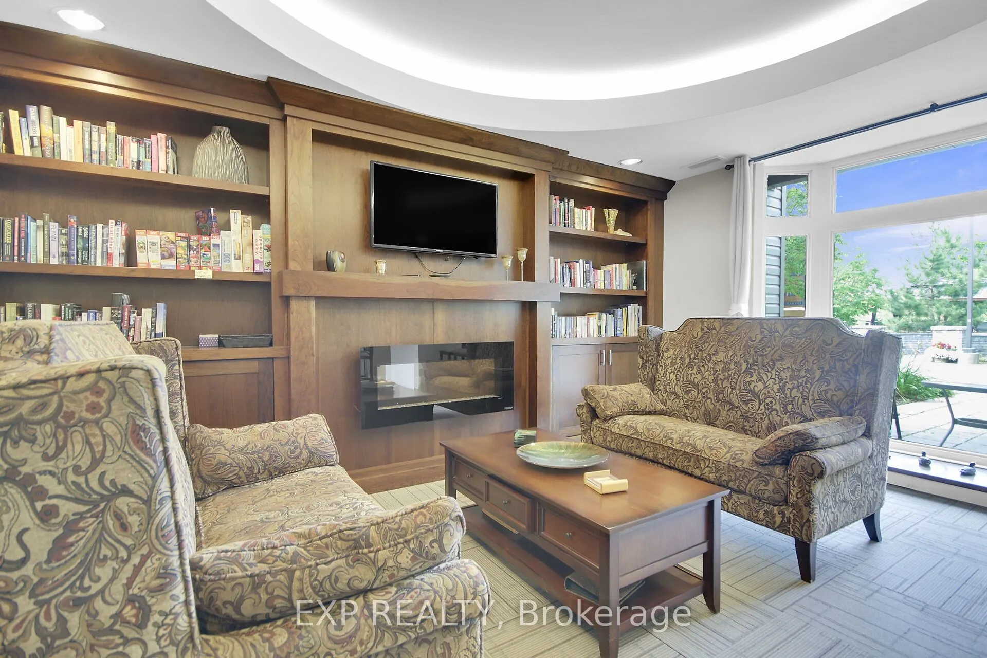 100 Jamieson Street, #103