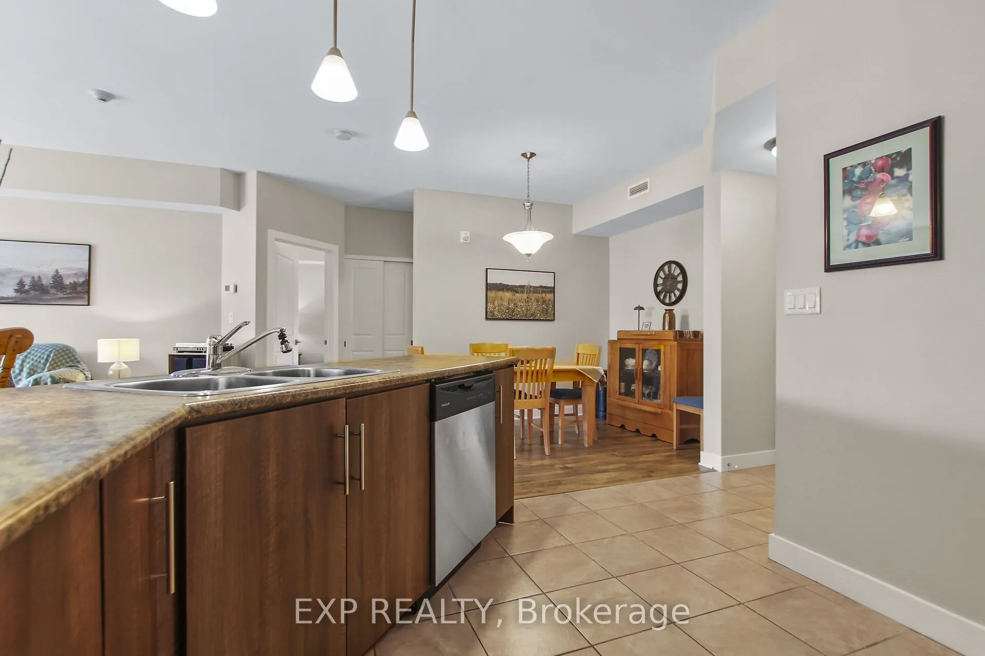 100 Jamieson Street, #103