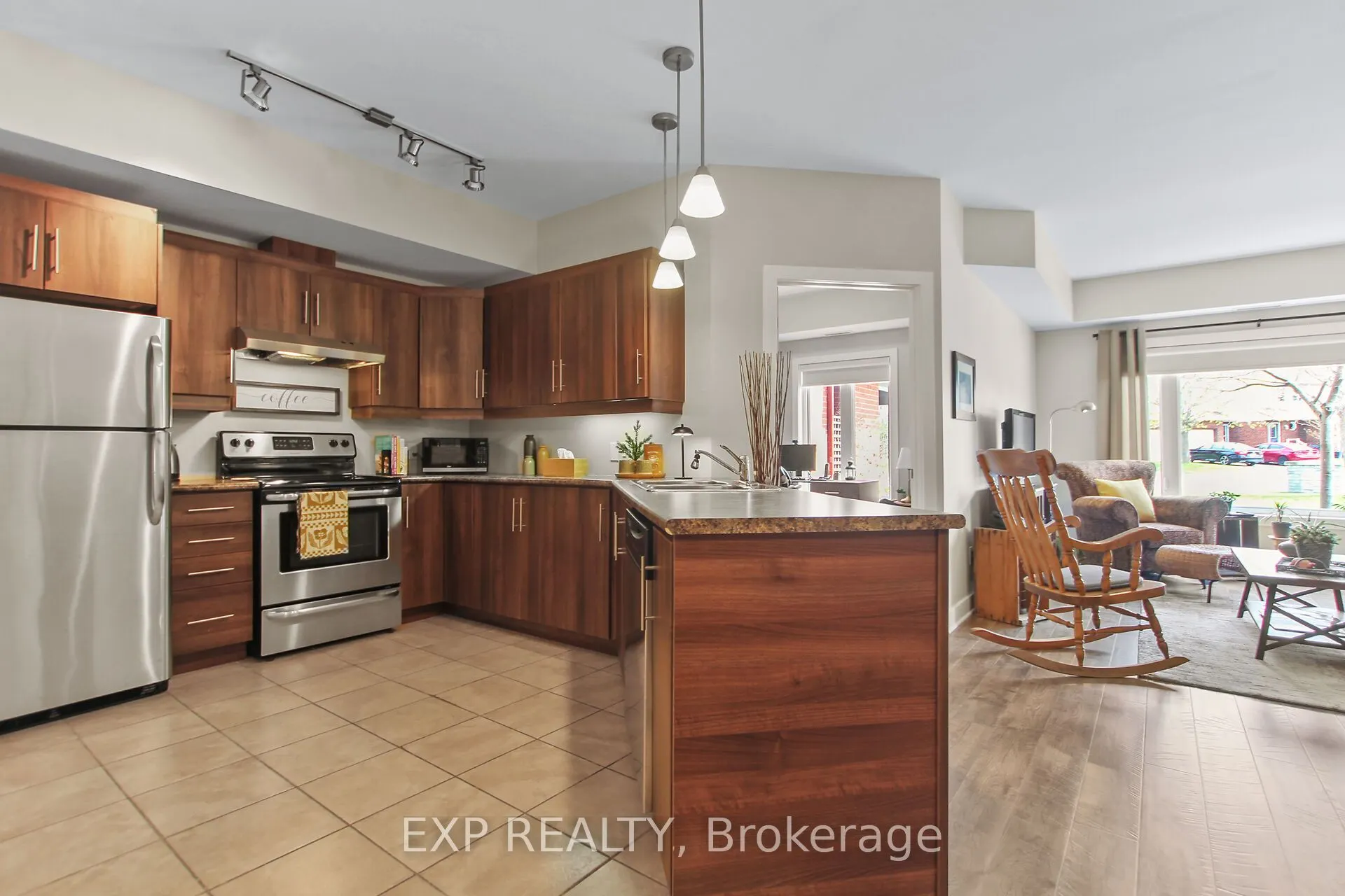 100 Jamieson Street, #103