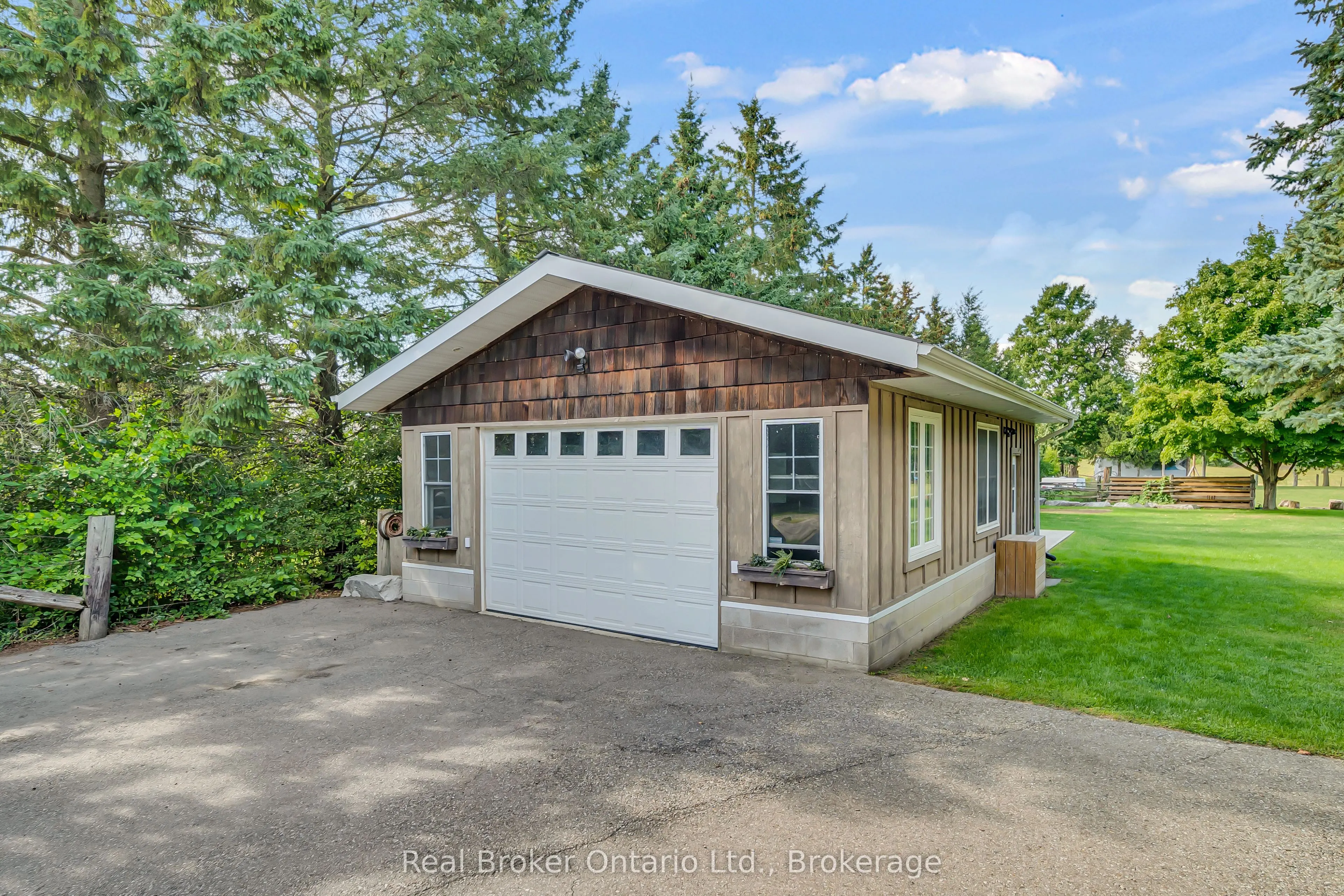 6566 Concession Rd 4 Road