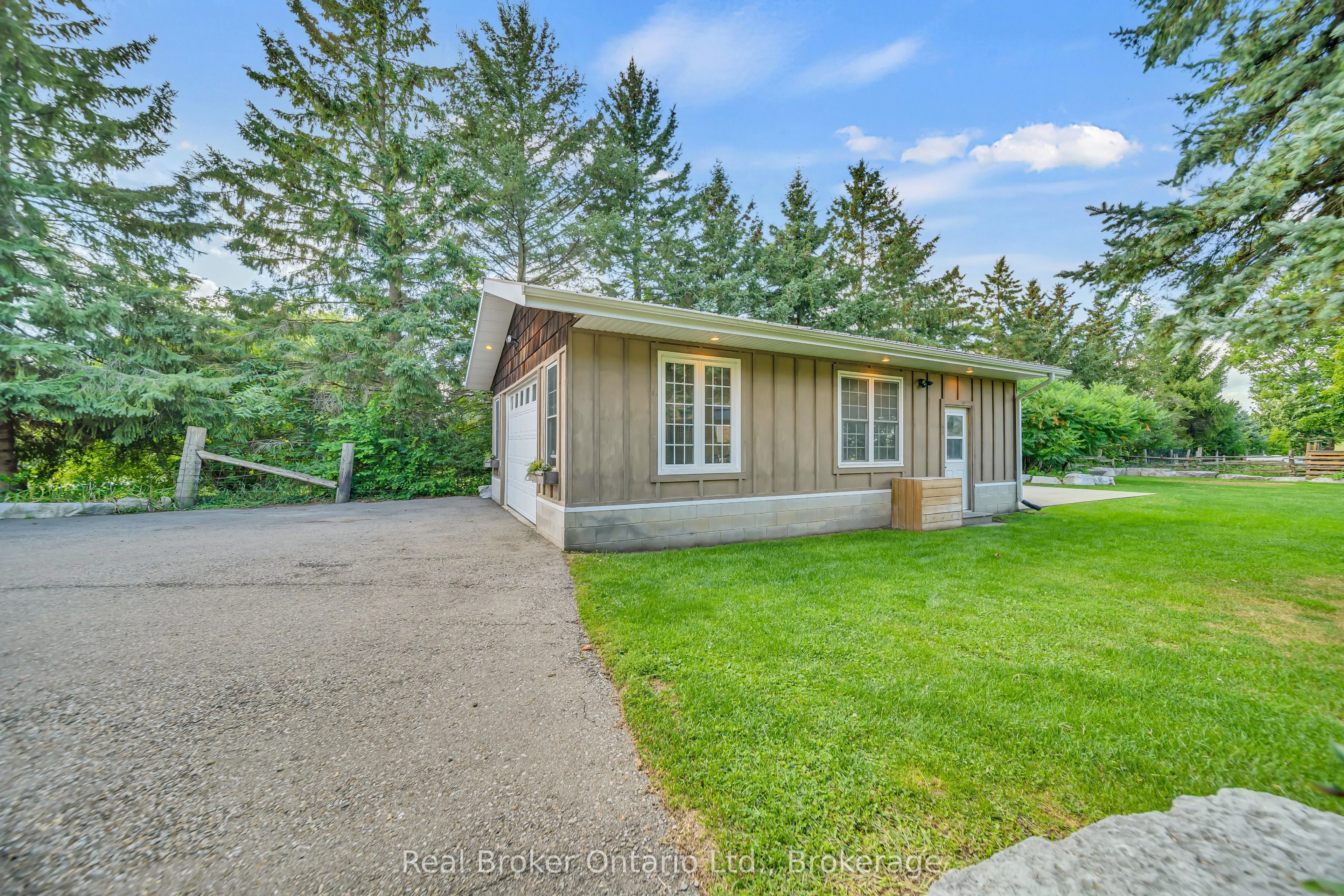 6566 Concession Rd 4 Road