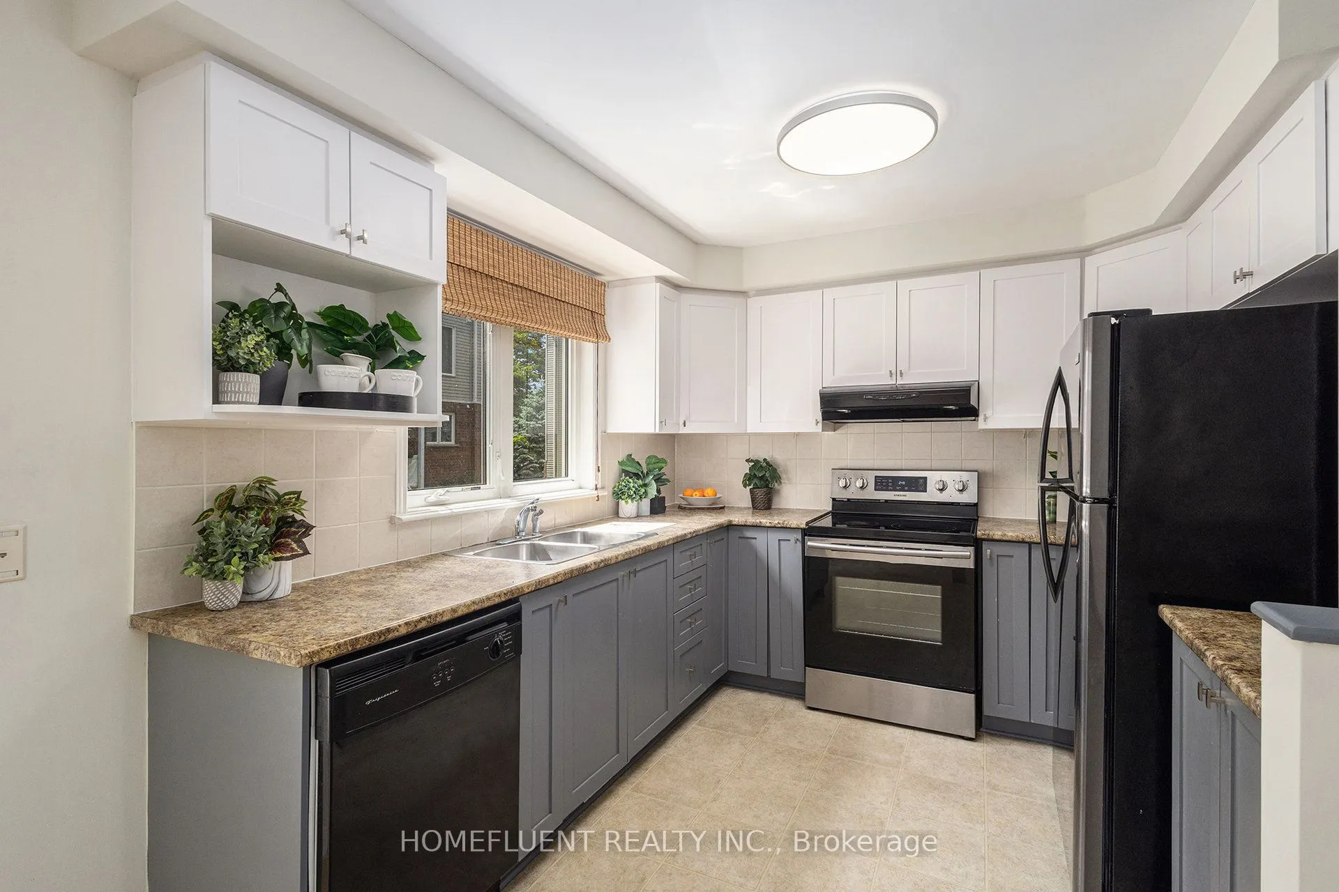 1512 Walkley Road, #109