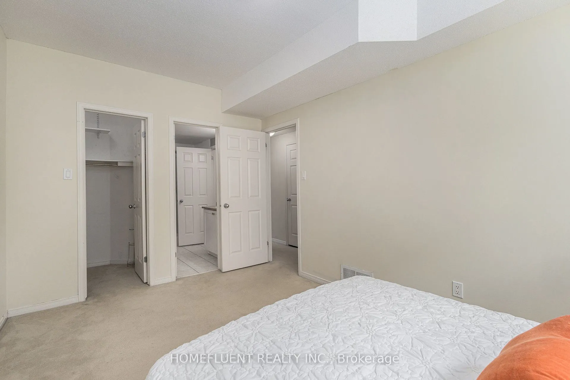 1512 Walkley Road, #109