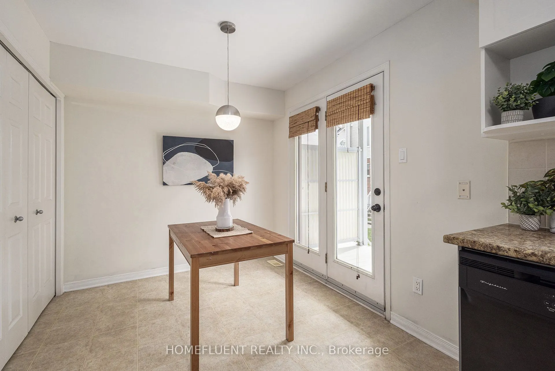 1512 Walkley Road, #109