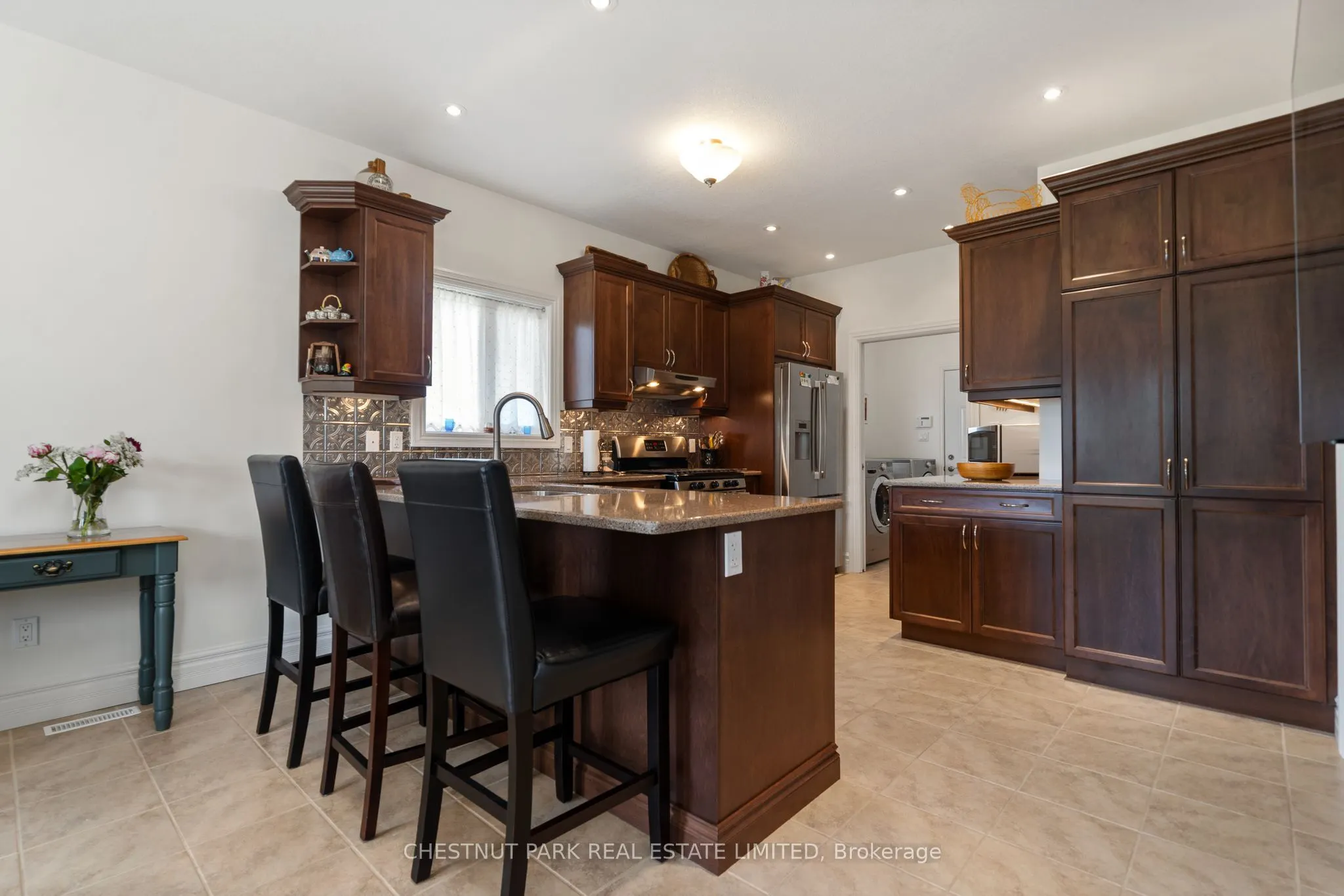 68 Maplehurst Crescent