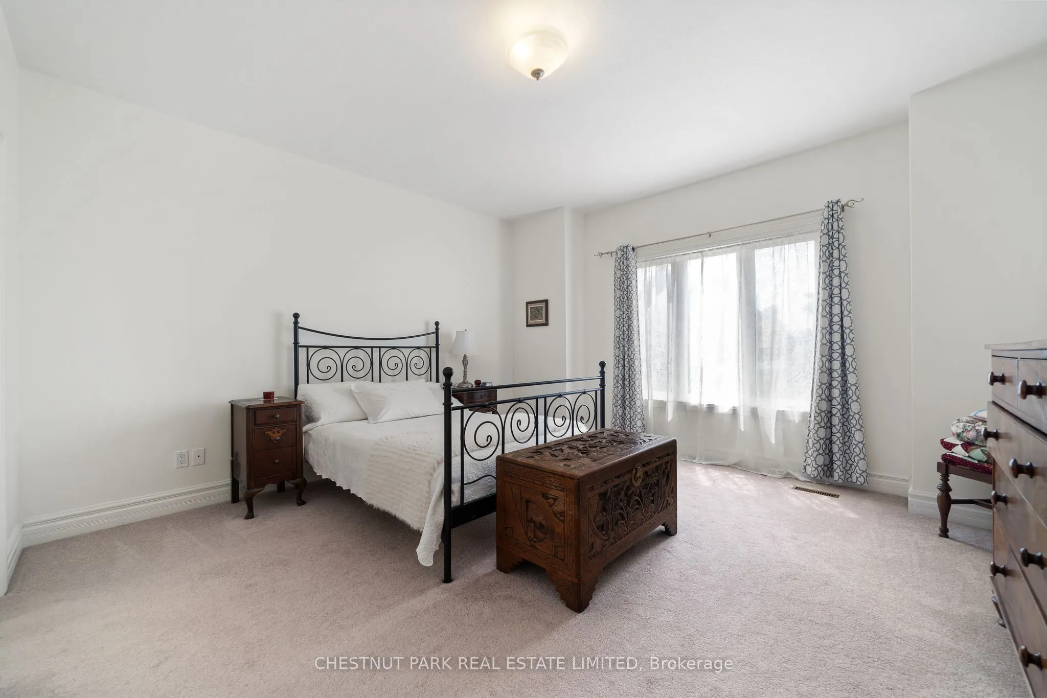 68 Maplehurst Crescent