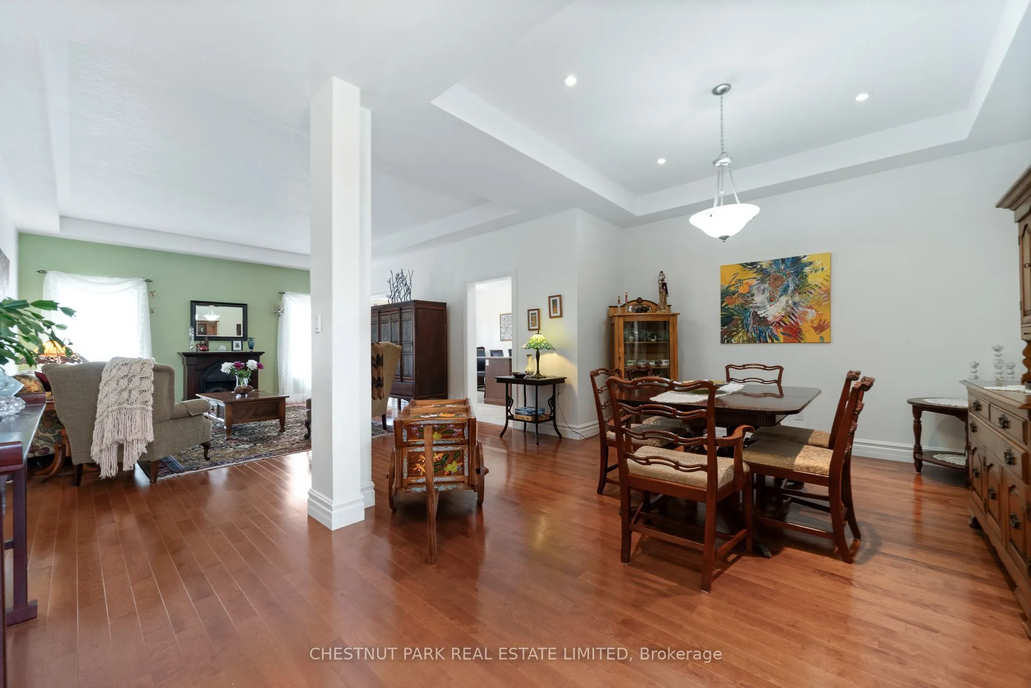 68 Maplehurst Crescent