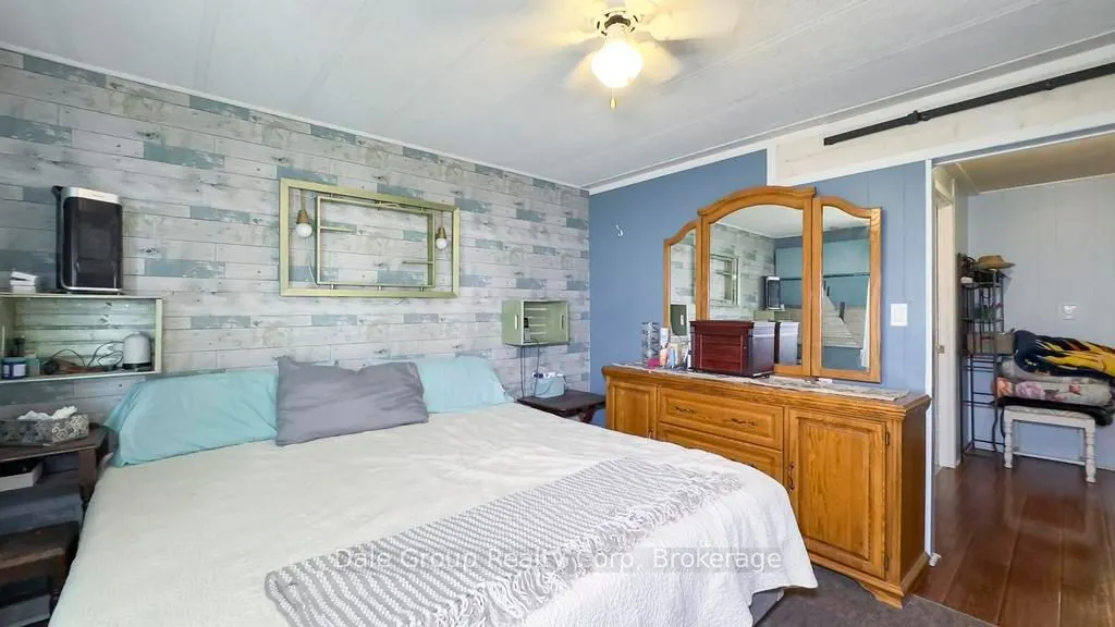 2 Sutton Drive N