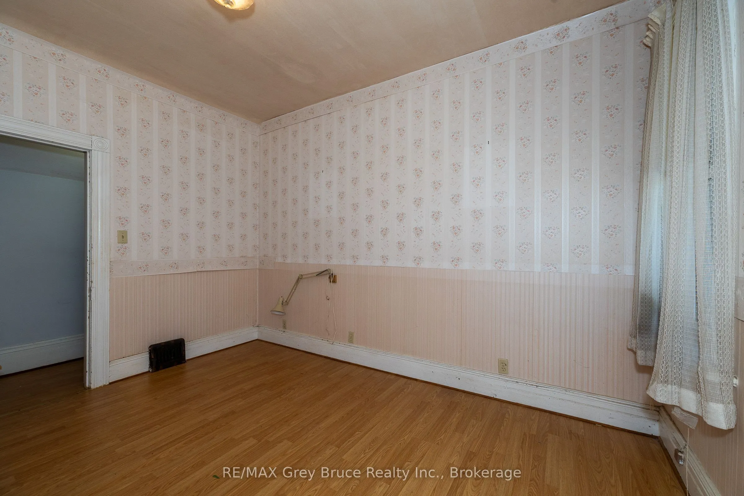 367 2nd Ave SE Avenue