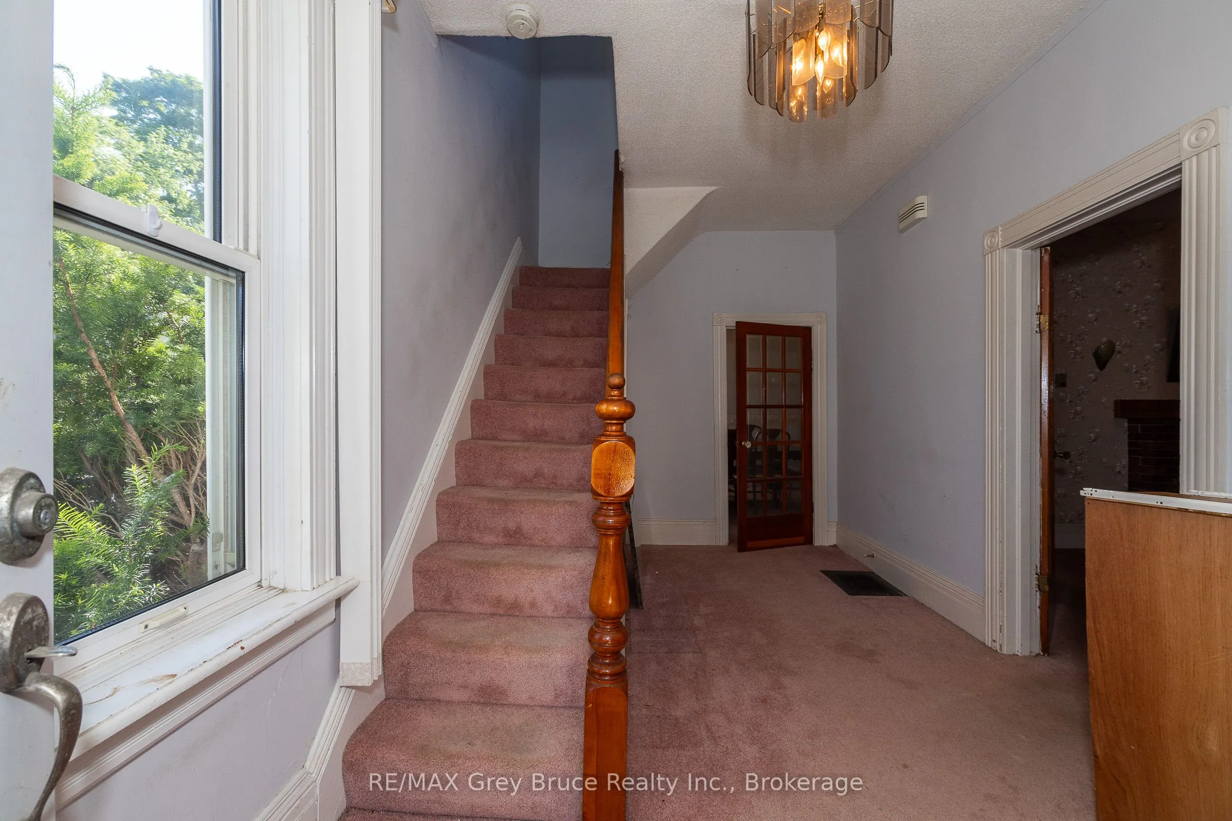 367 2nd Ave SE Avenue