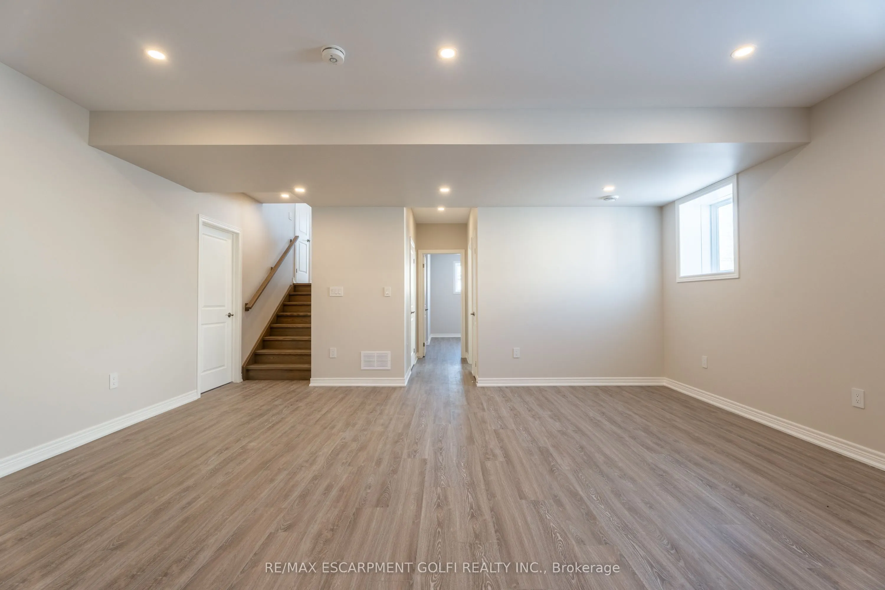 735 Dominion Road
