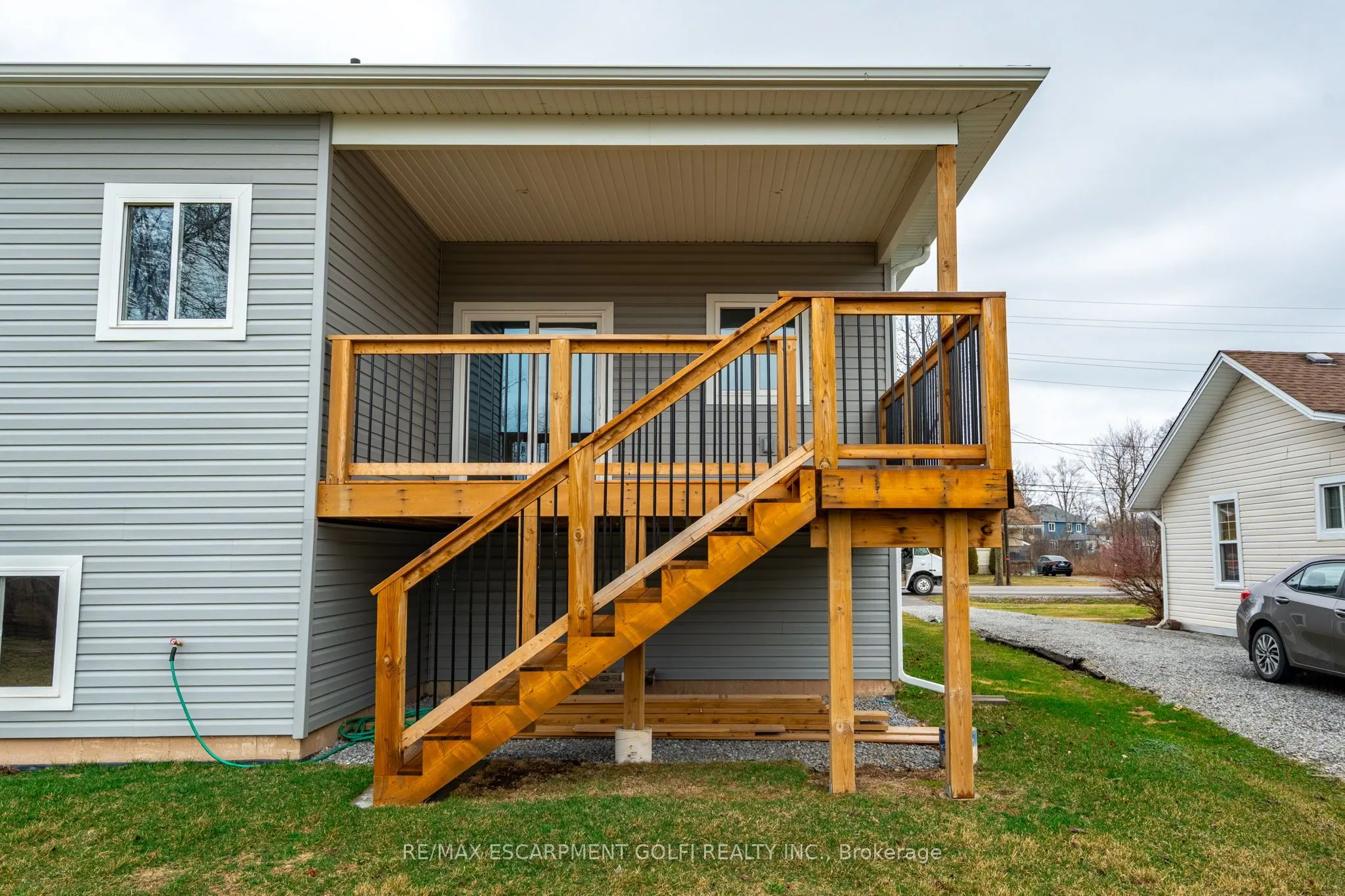 735 Dominion Road