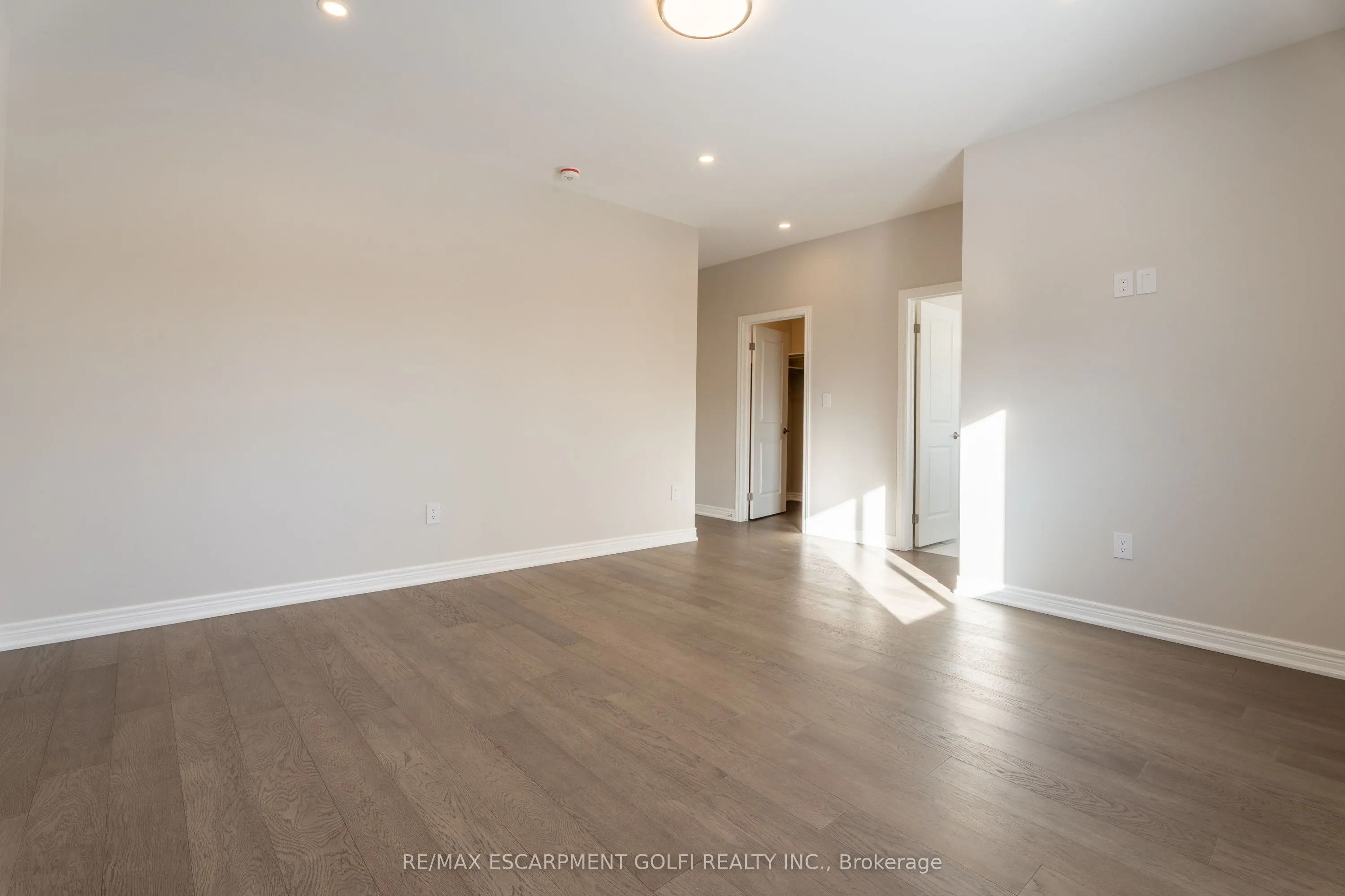 735 Dominion Road