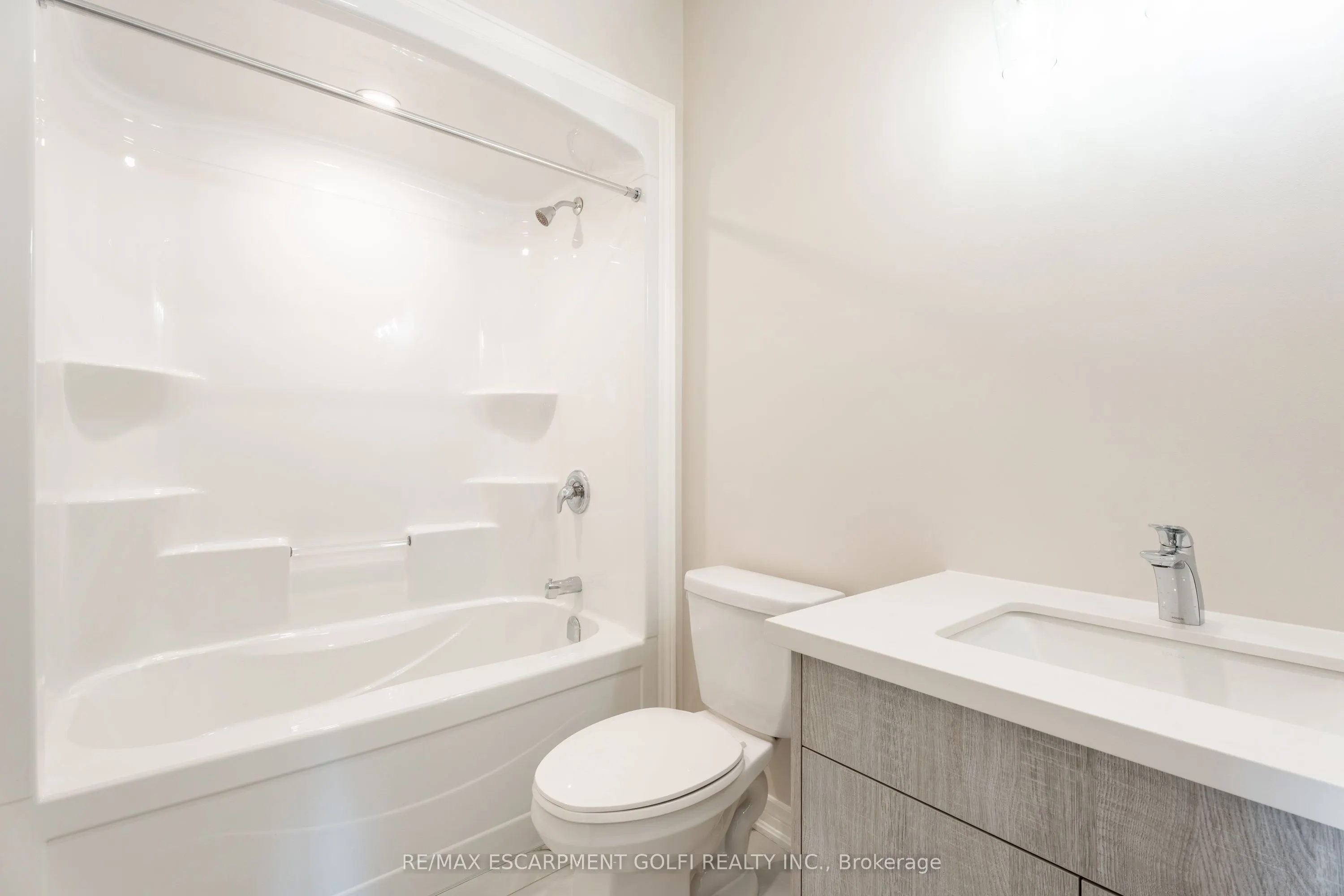 735 Dominion Road
